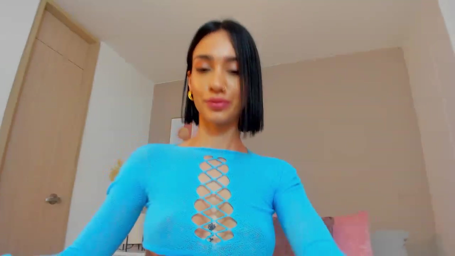 Gallery image thumbnail from lizzie_Steele's myfreecams stream on, 11/28/2023, 15:08 image 16 of 20
