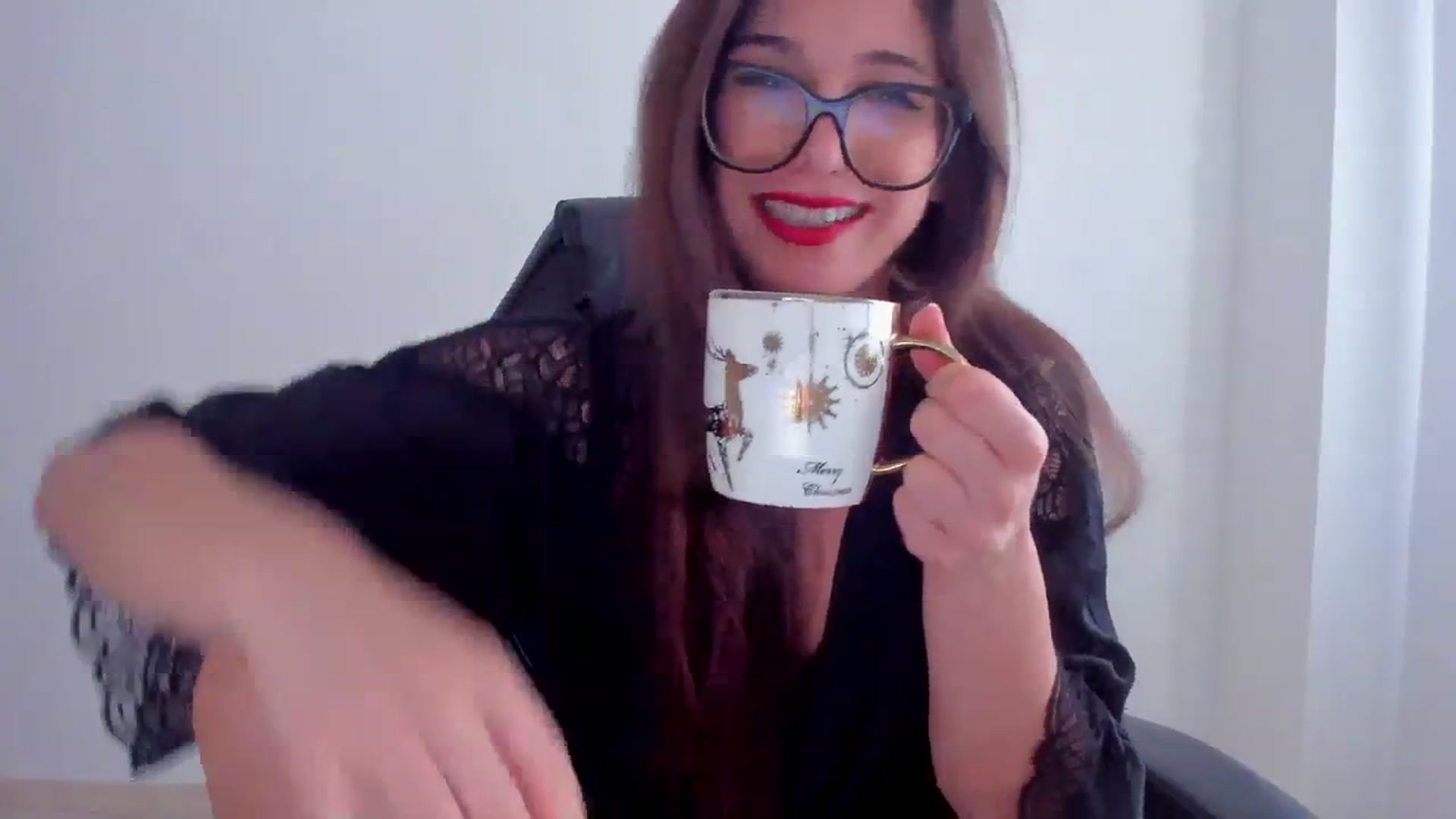 Gallery image thumbnail from llamatell's myfreecams stream on, 07/26/2023, 08:01 image 8 of 20
