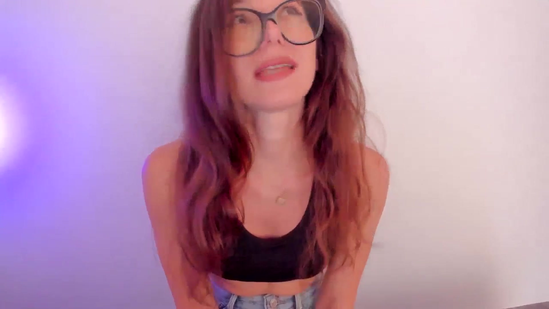 Gallery image thumbnail from llamatell's myfreecams stream on, 09/02/2023, 08:19 image 14 of 20