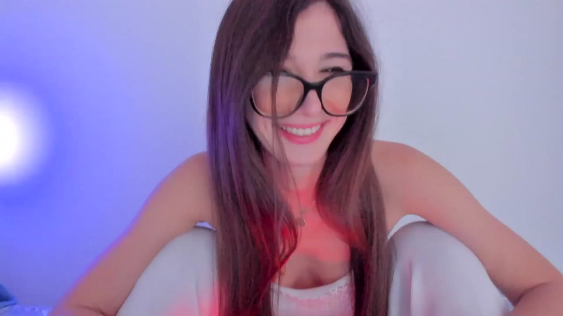 Gallery image thumbnail from llamatell's myfreecams stream on, 09/20/2023, 08:21 image 20 of 20