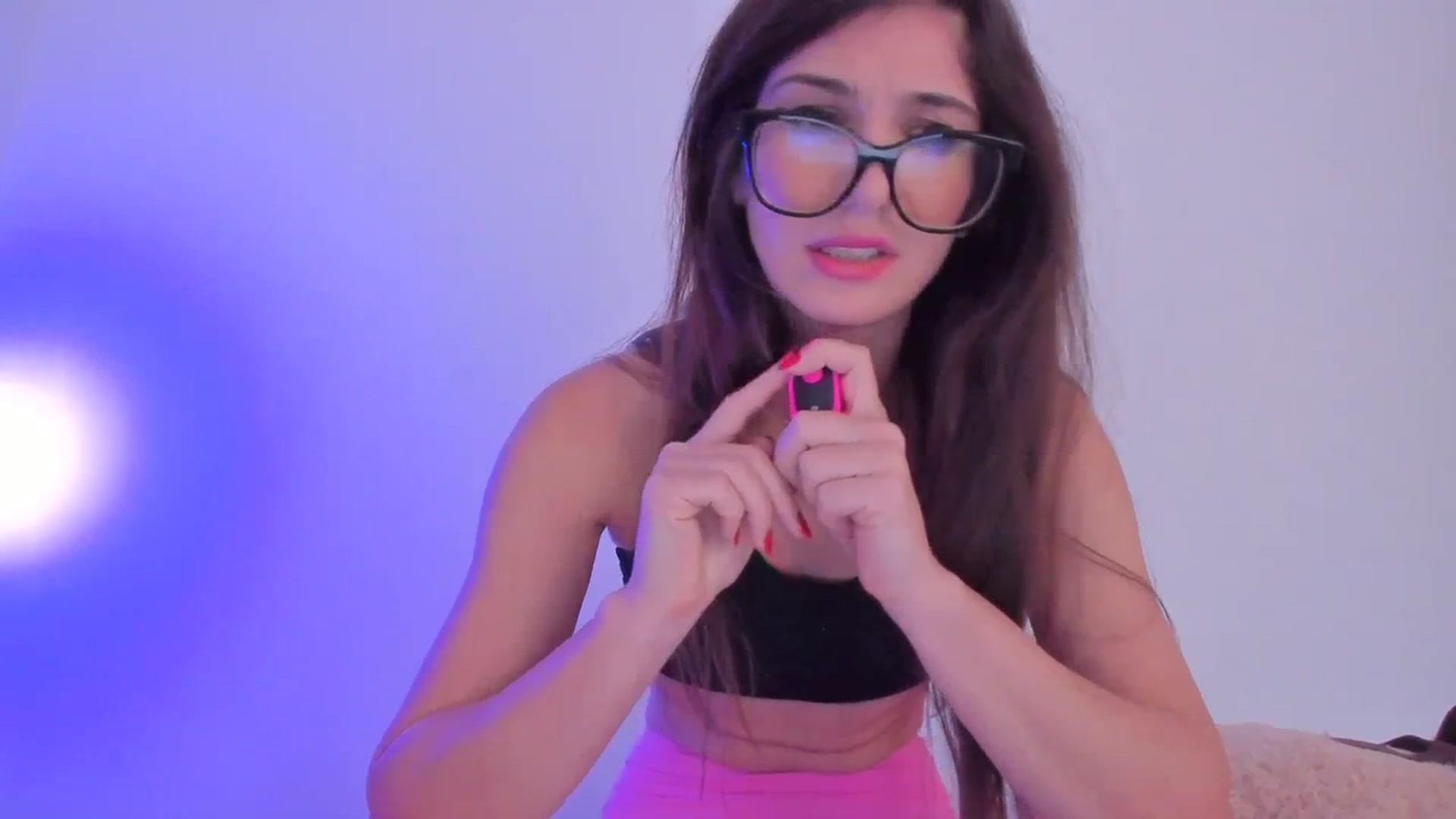 Gallery image thumbnail from llamatell's myfreecams stream on, 09/25/2023, 07:50 image 5 of 20