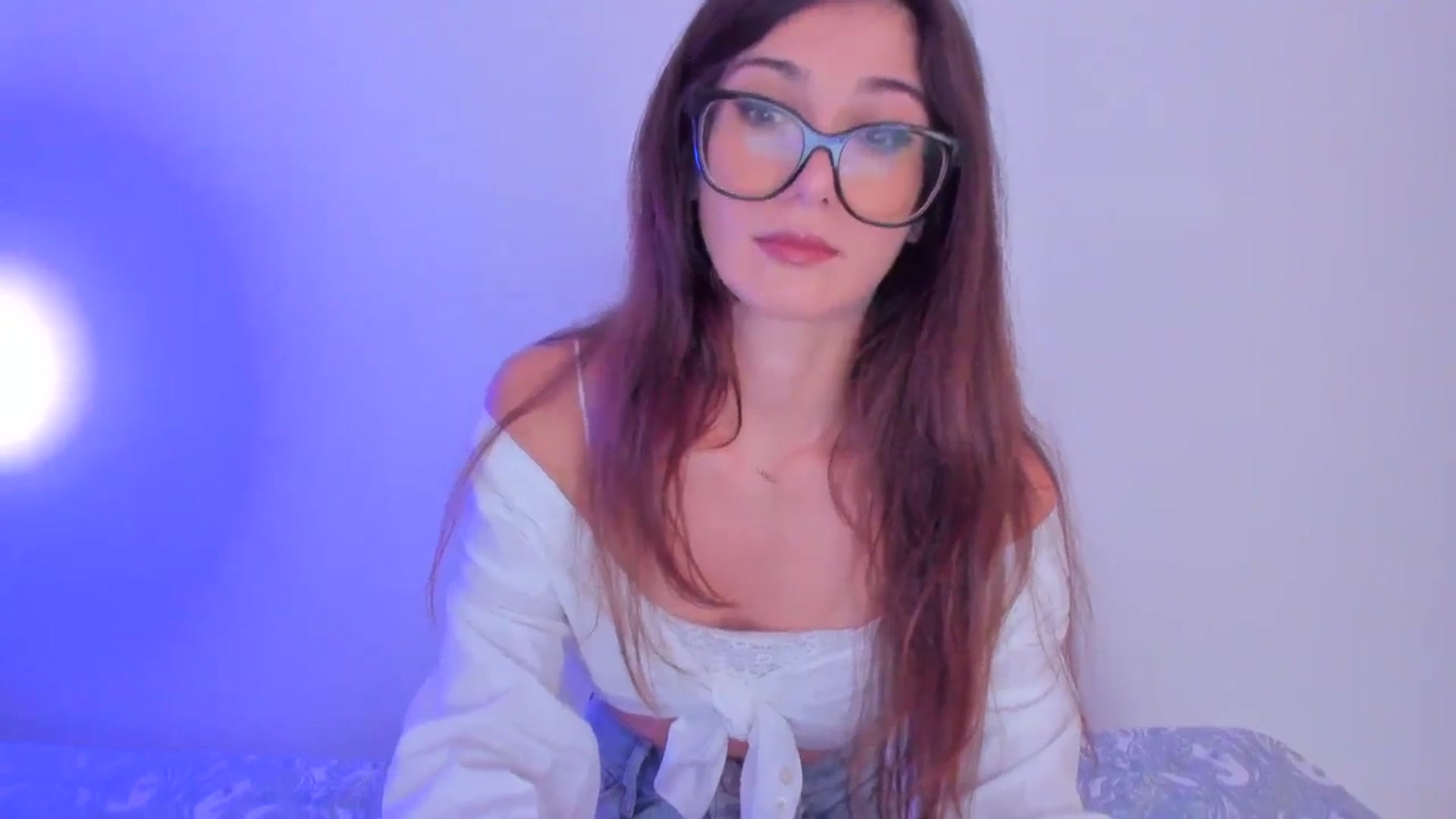 Gallery image thumbnail from llamatell's myfreecams stream on, 09/29/2023, 08:08 image 5 of 20