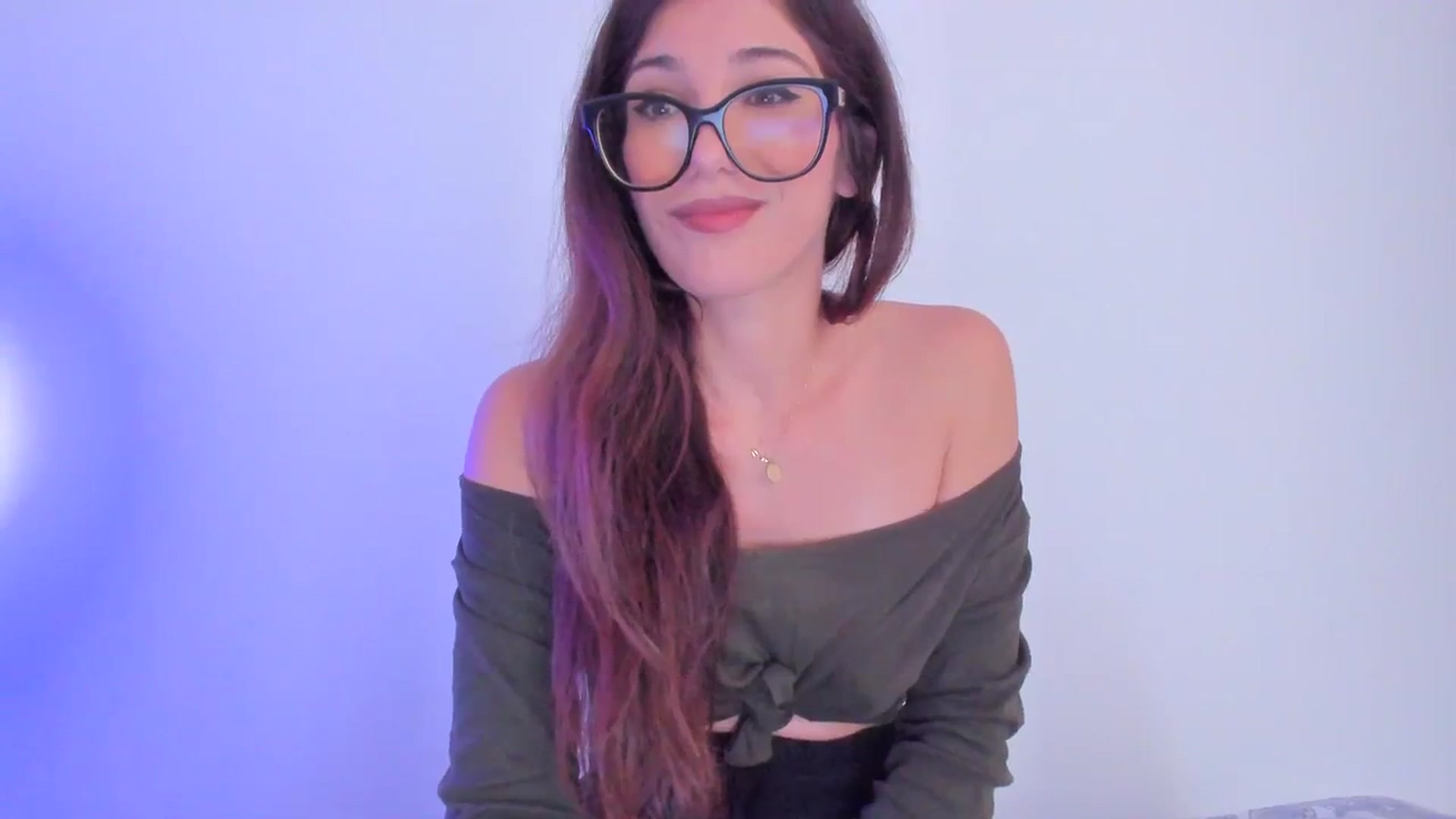 Gallery image thumbnail from llamatell's myfreecams stream on, 10/02/2023, 08:08 image 7 of 20