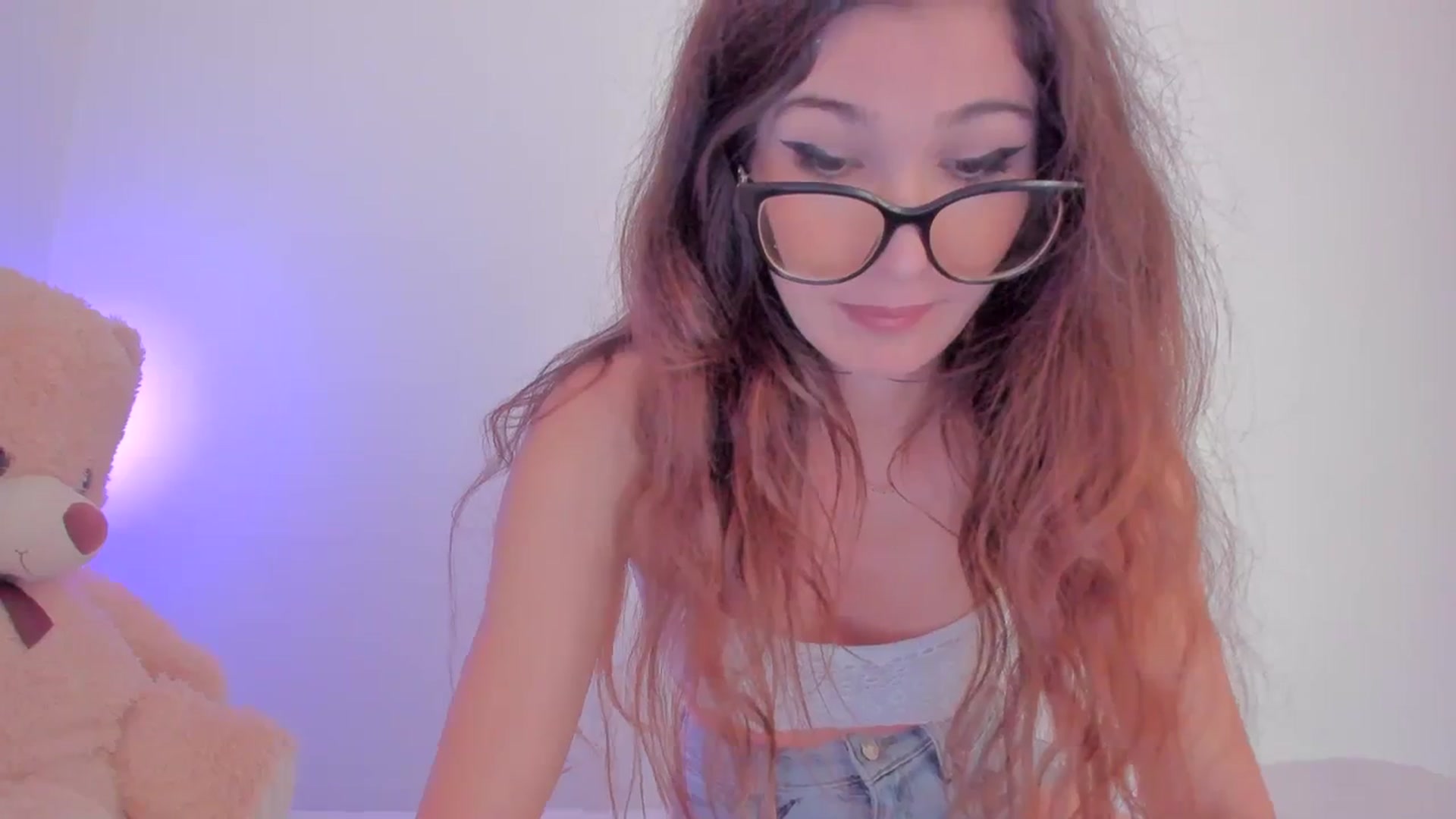 Gallery image thumbnail from llamatell's myfreecams stream on, 10/21/2023, 08:59 image 14 of 20