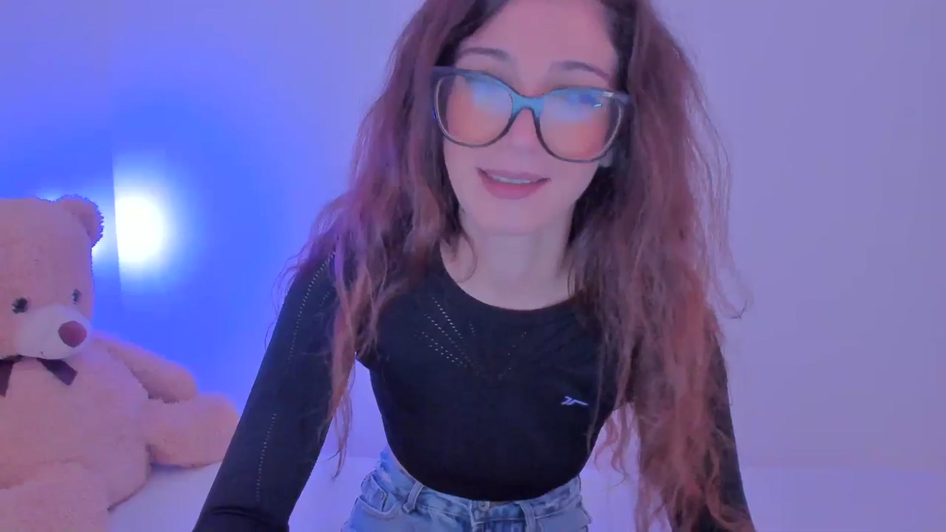 Gallery image thumbnail from llamatell's myfreecams stream on, 10/25/2023, 07:32 image 10 of 20