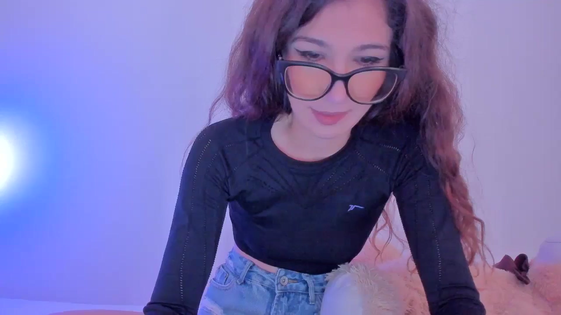 Gallery image thumbnail from llamatell's myfreecams stream on, 10/25/2023, 08:13 image 5 of 20
