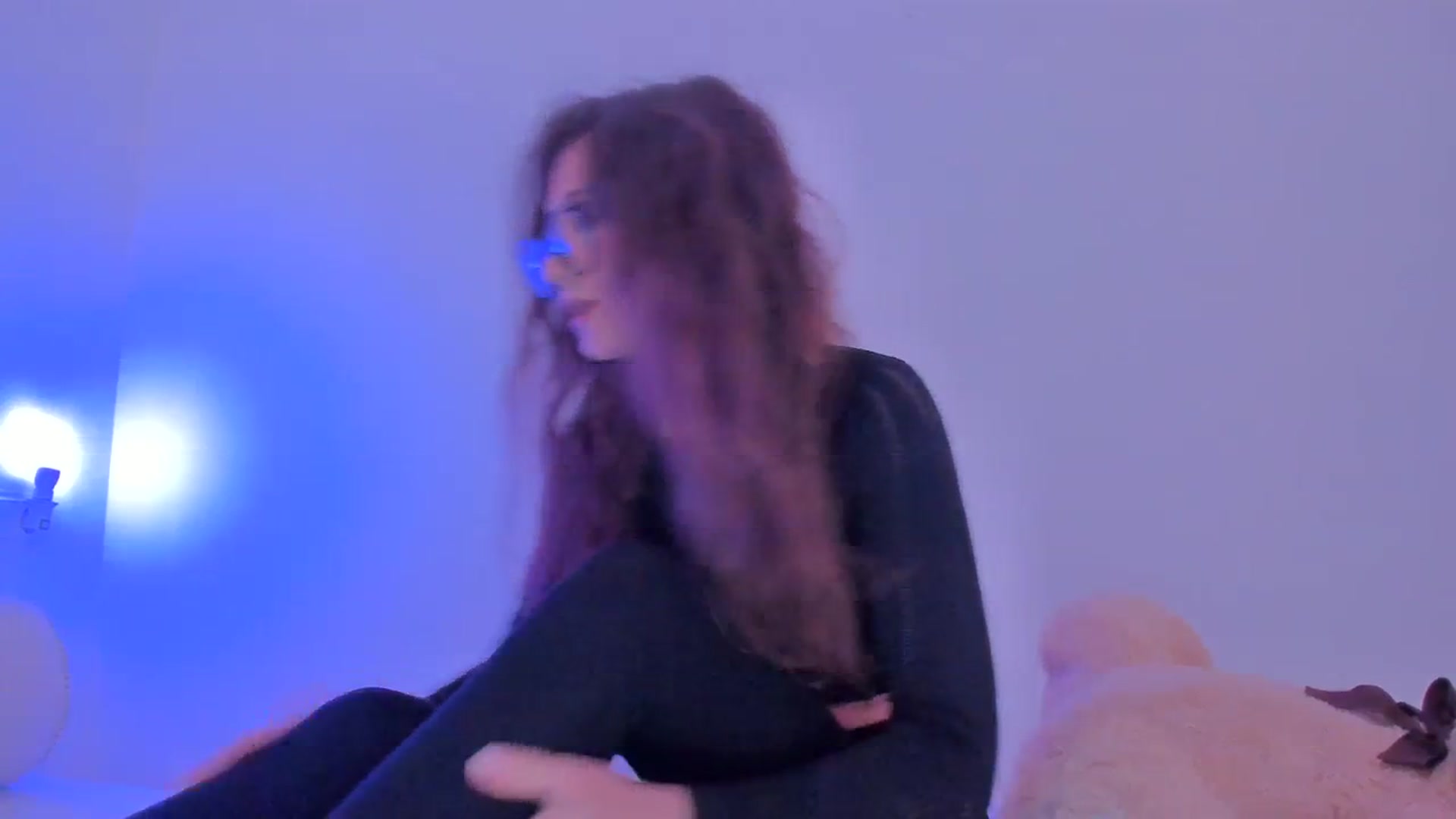 Gallery image thumbnail from llamatell's myfreecams stream on, 10/25/2023, 08:13 image 16 of 20
