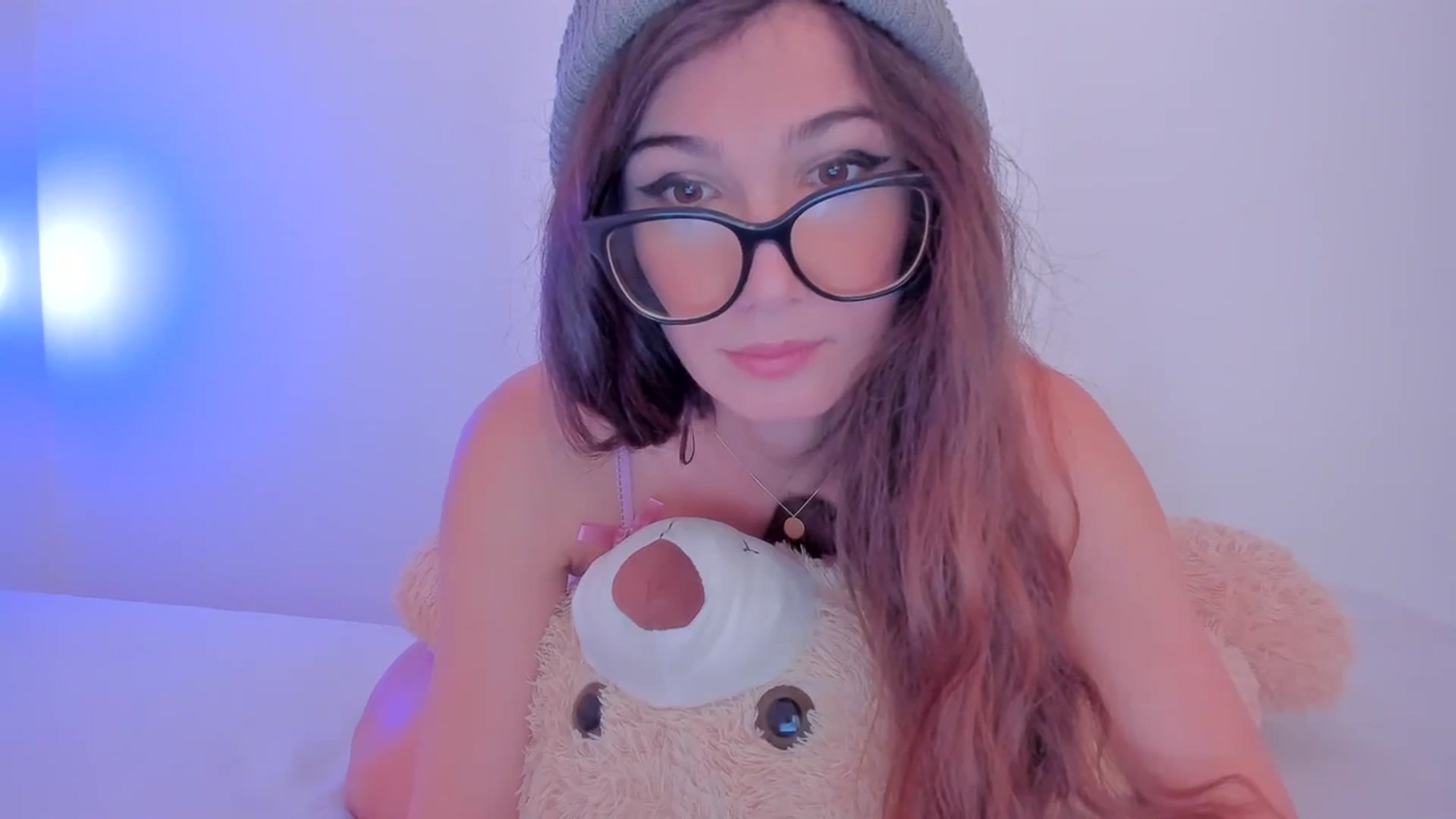 Gallery image thumbnail from llamatell's myfreecams stream on, 11/04/2023, 09:56 image 5 of 20