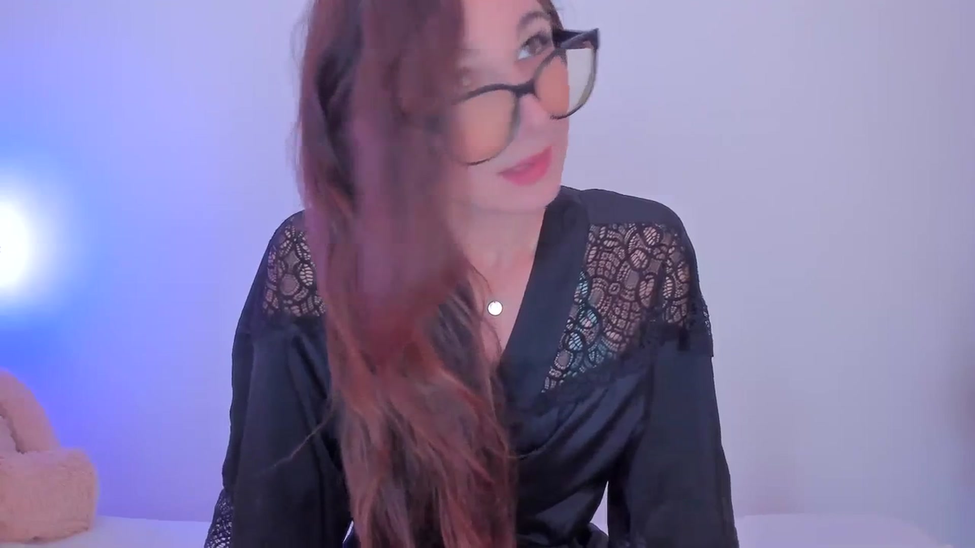 Gallery image thumbnail from llamatell's myfreecams stream on, 11/05/2023, 08:57 image 14 of 20
