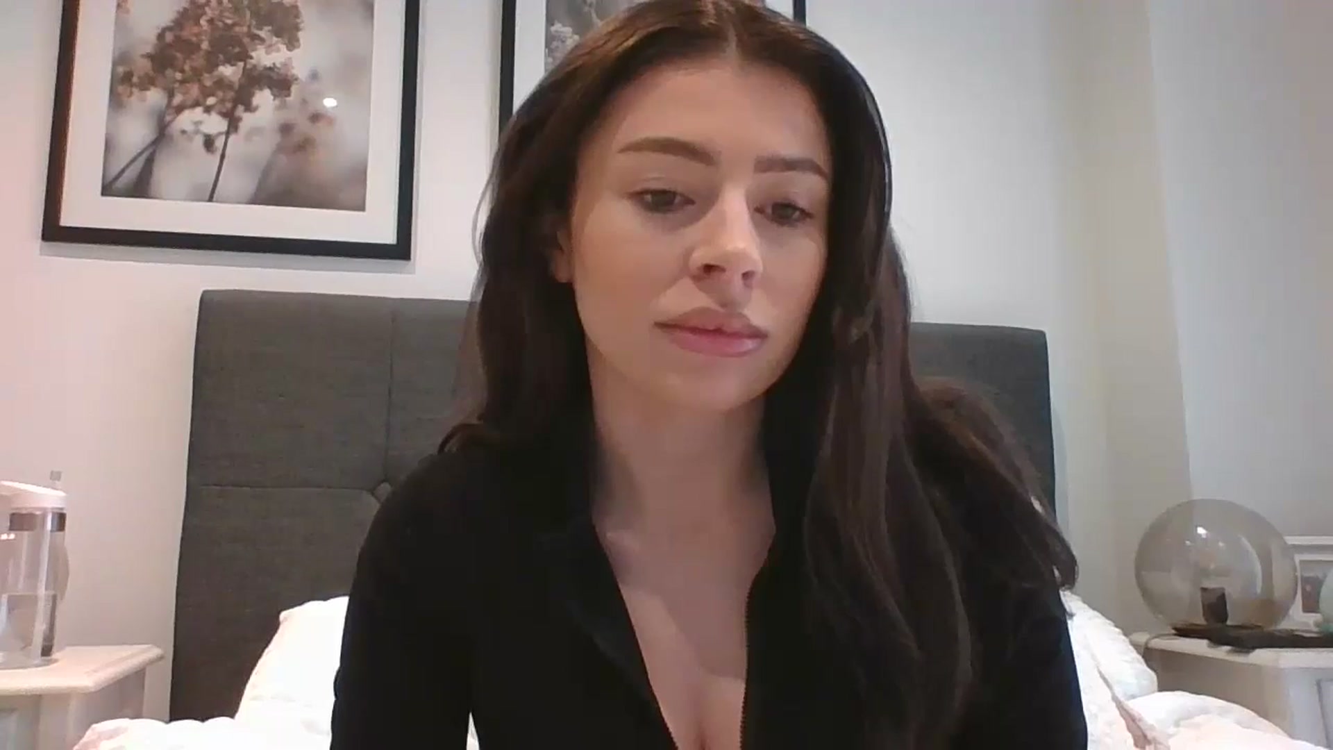 Gallery image thumbnail from lola66's myfreecams stream on, 11/22/2024, 12:09 image 3 of 20