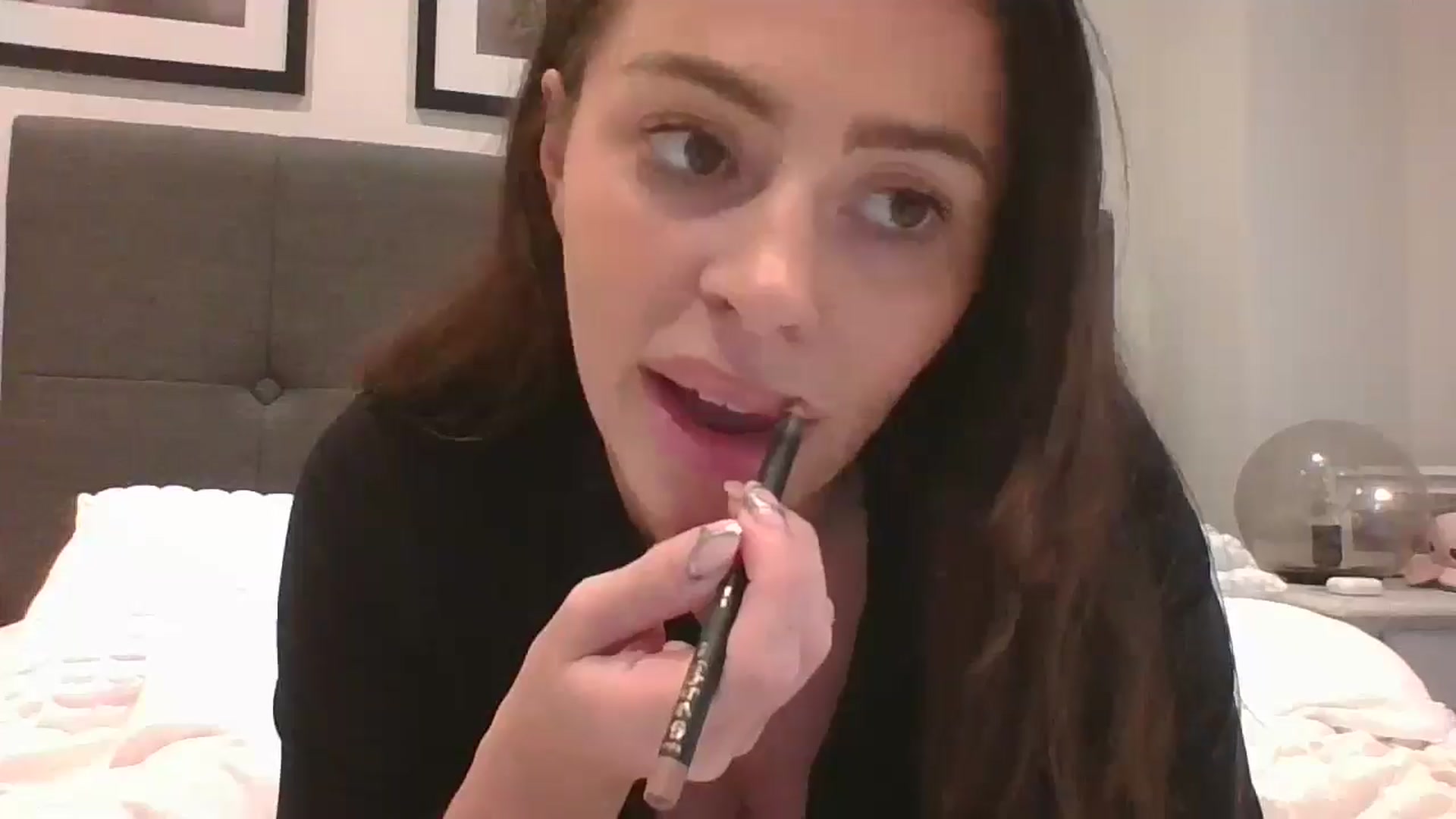 Gallery image thumbnail from lola66's myfreecams stream on, 02/06/2025, 16:33 image 6 of 20