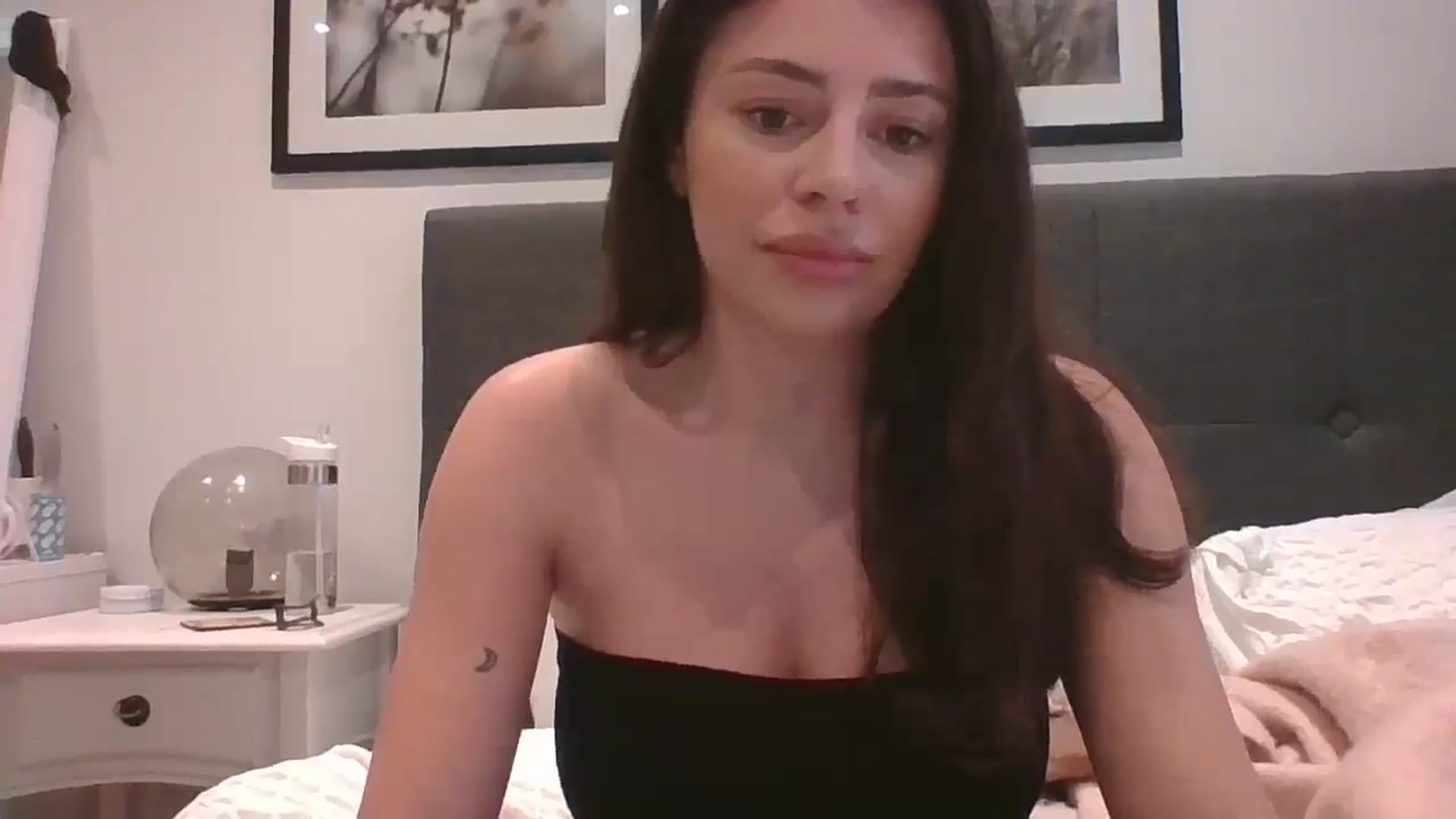 Gallery image thumbnail from lola66's myfreecams stream on, 02/21/2025, 16:07 image 5 of 20