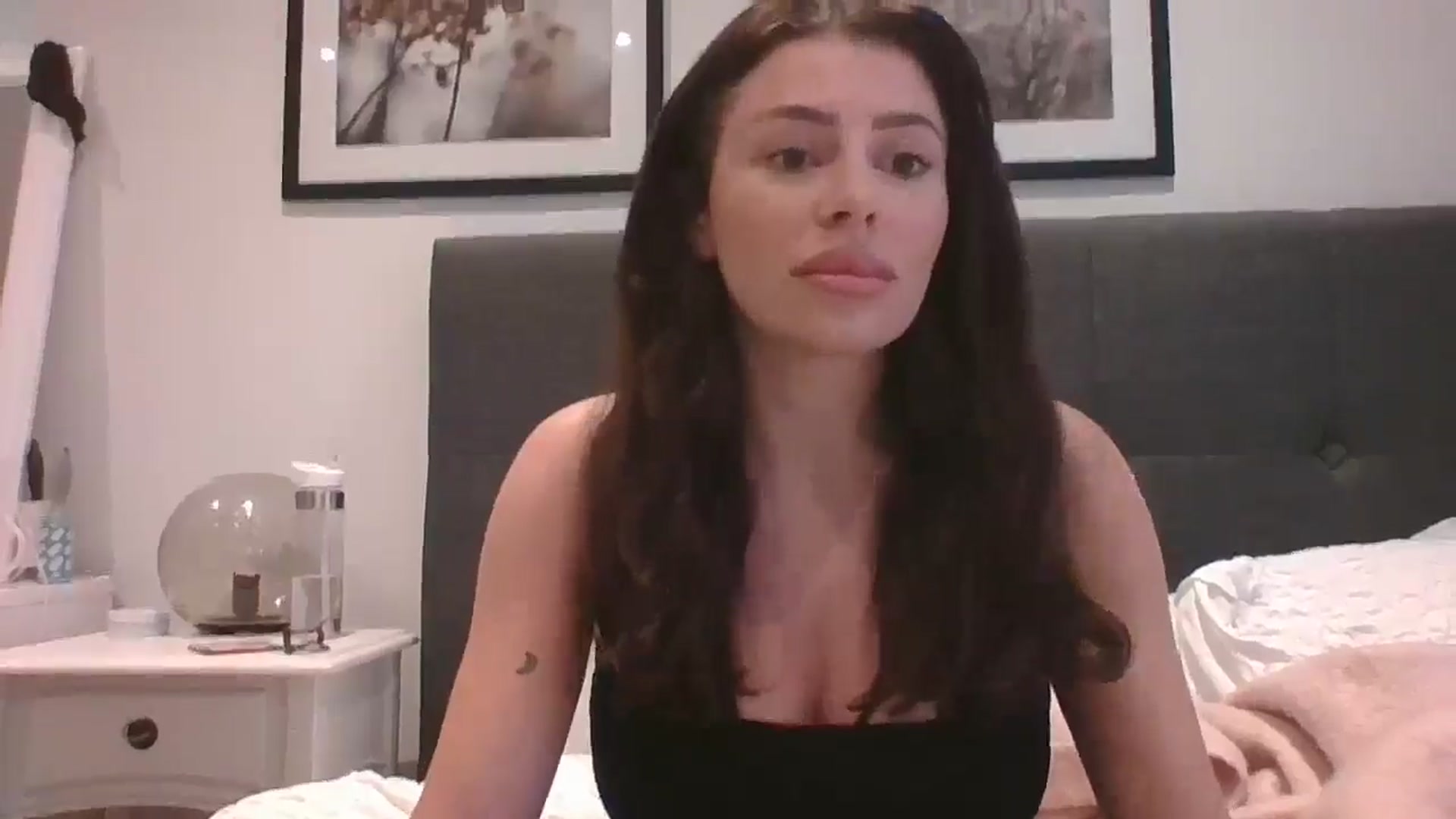 Gallery image thumbnail from lola66's myfreecams stream on, 02/21/2025, 16:07 image 10 of 20