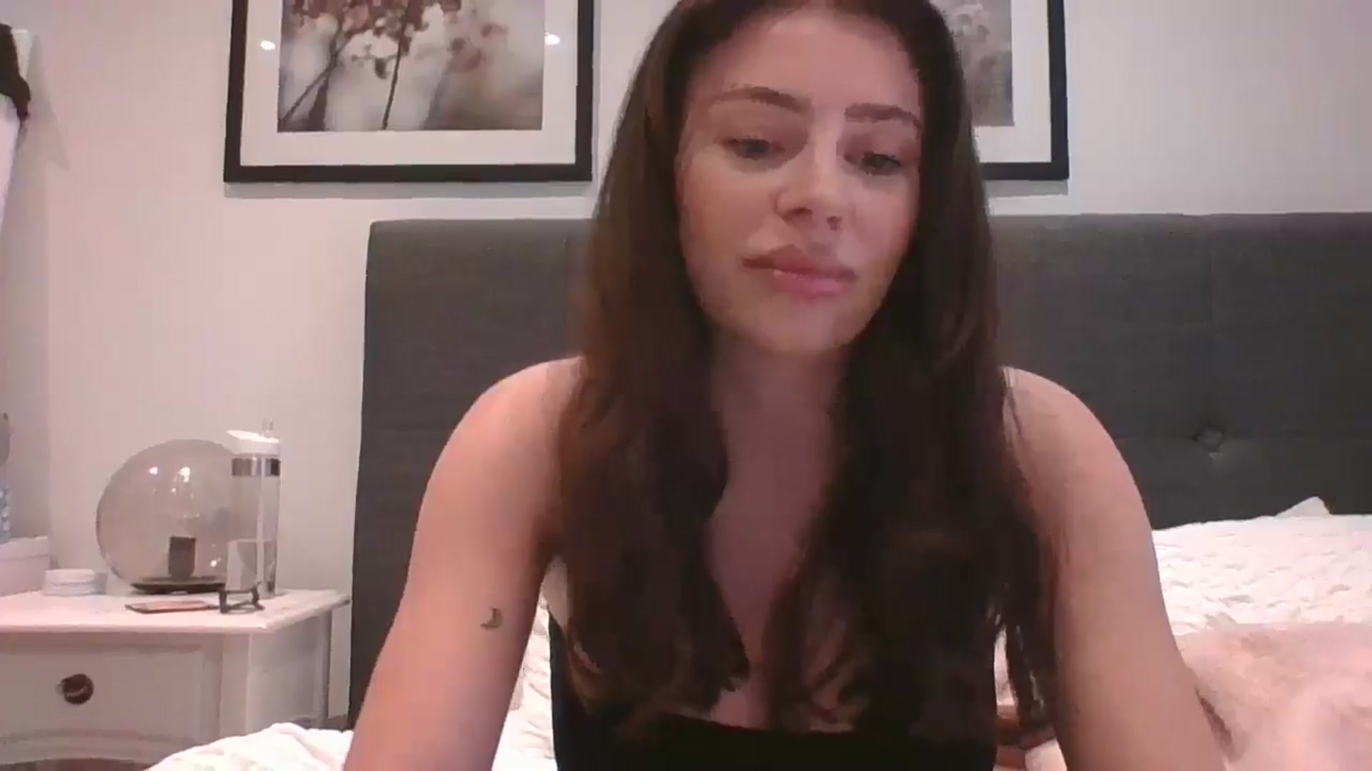 Gallery image thumbnail from lola66's myfreecams stream on, 02/21/2025, 16:07 image 2 of 20