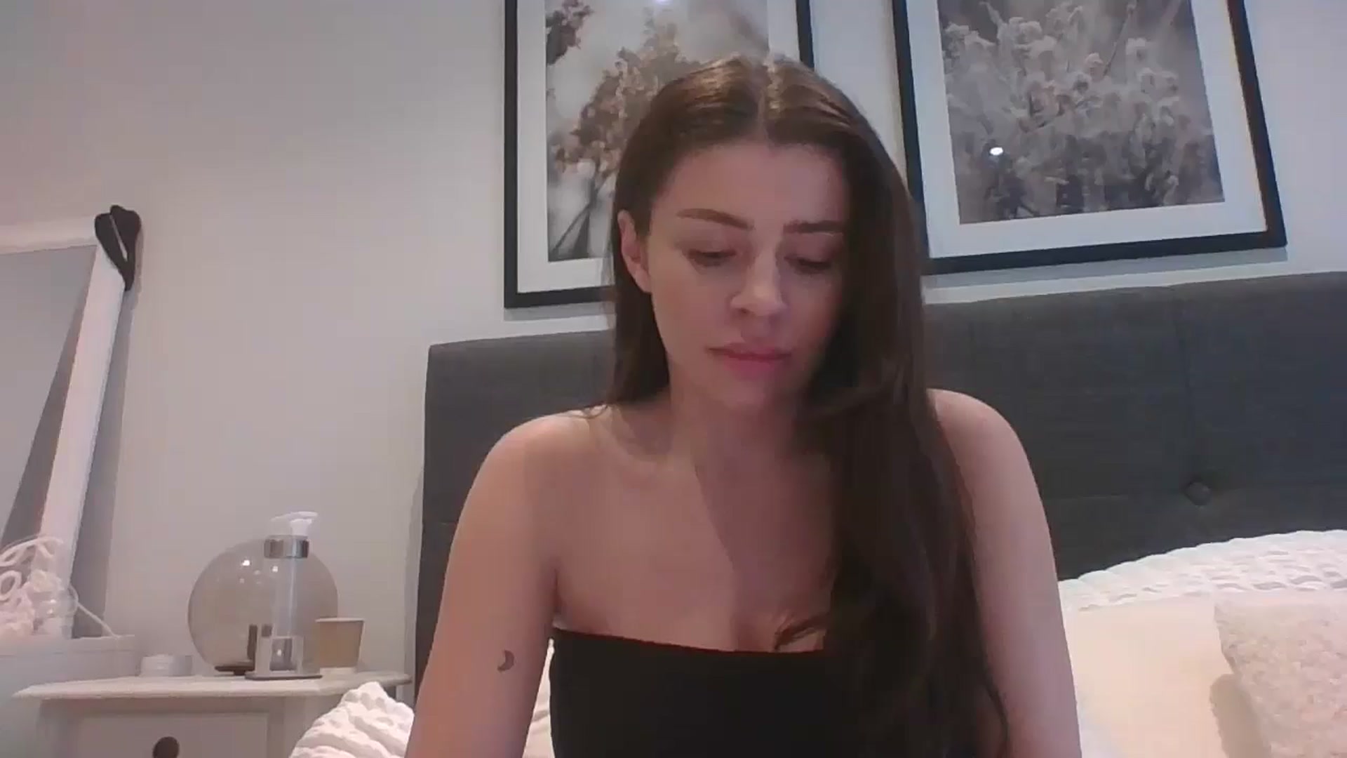 Gallery image thumbnail from lola66's myfreecams stream on, 03/10/2025, 15:43 image 15 of 20