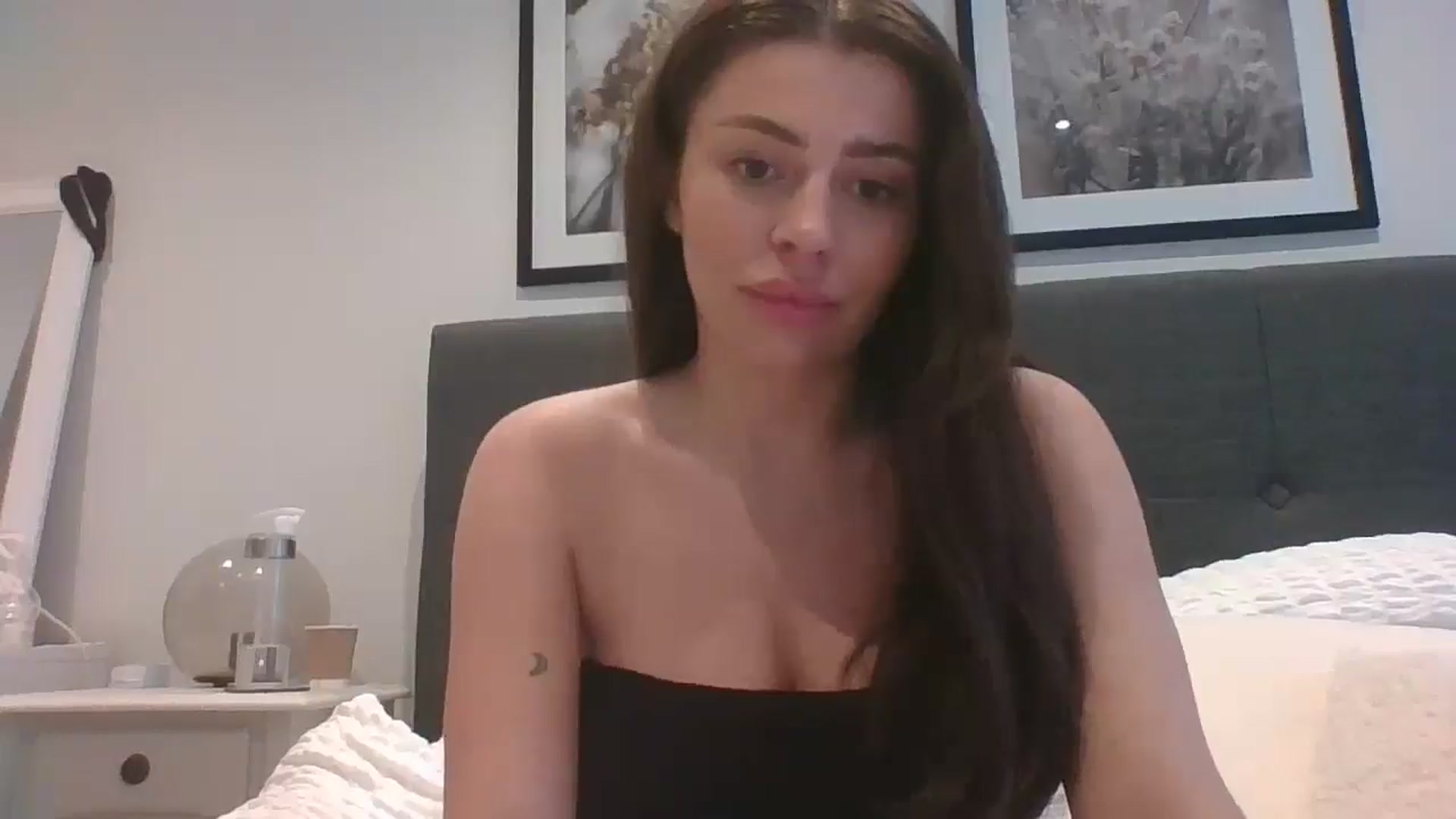 Gallery image thumbnail from lola66's myfreecams stream on, 03/10/2025, 16:24 image 10 of 20