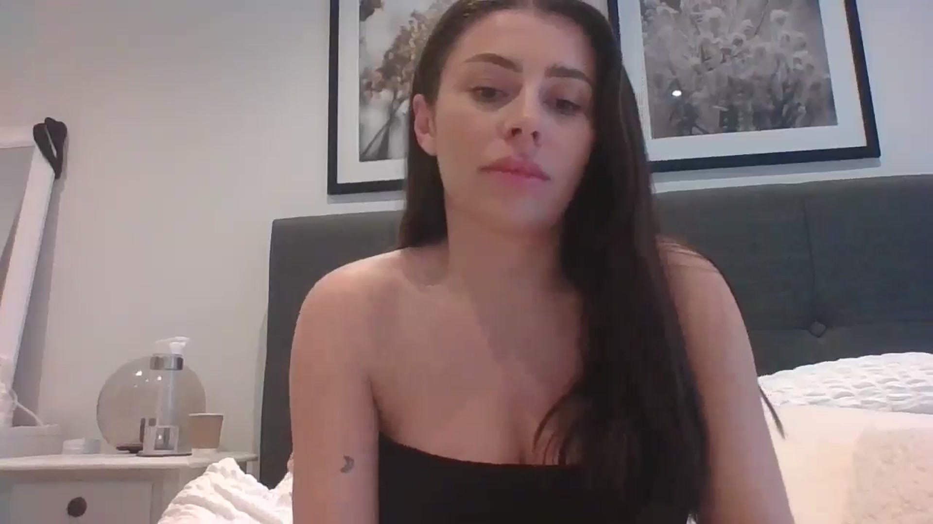 Gallery image thumbnail from lola66's myfreecams stream on, 03/10/2025, 16:24 image 5 of 20