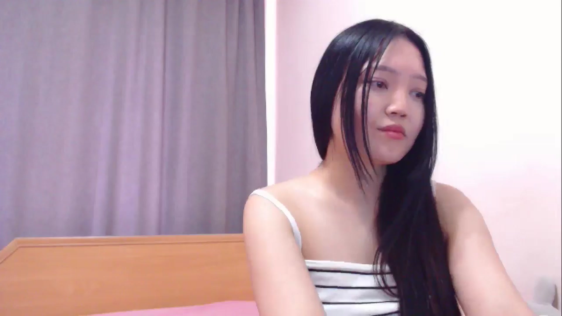Gallery image thumbnail from lolaaasaur's myfreecams stream on, 06/03/2025, 05:53 image 2 of 20