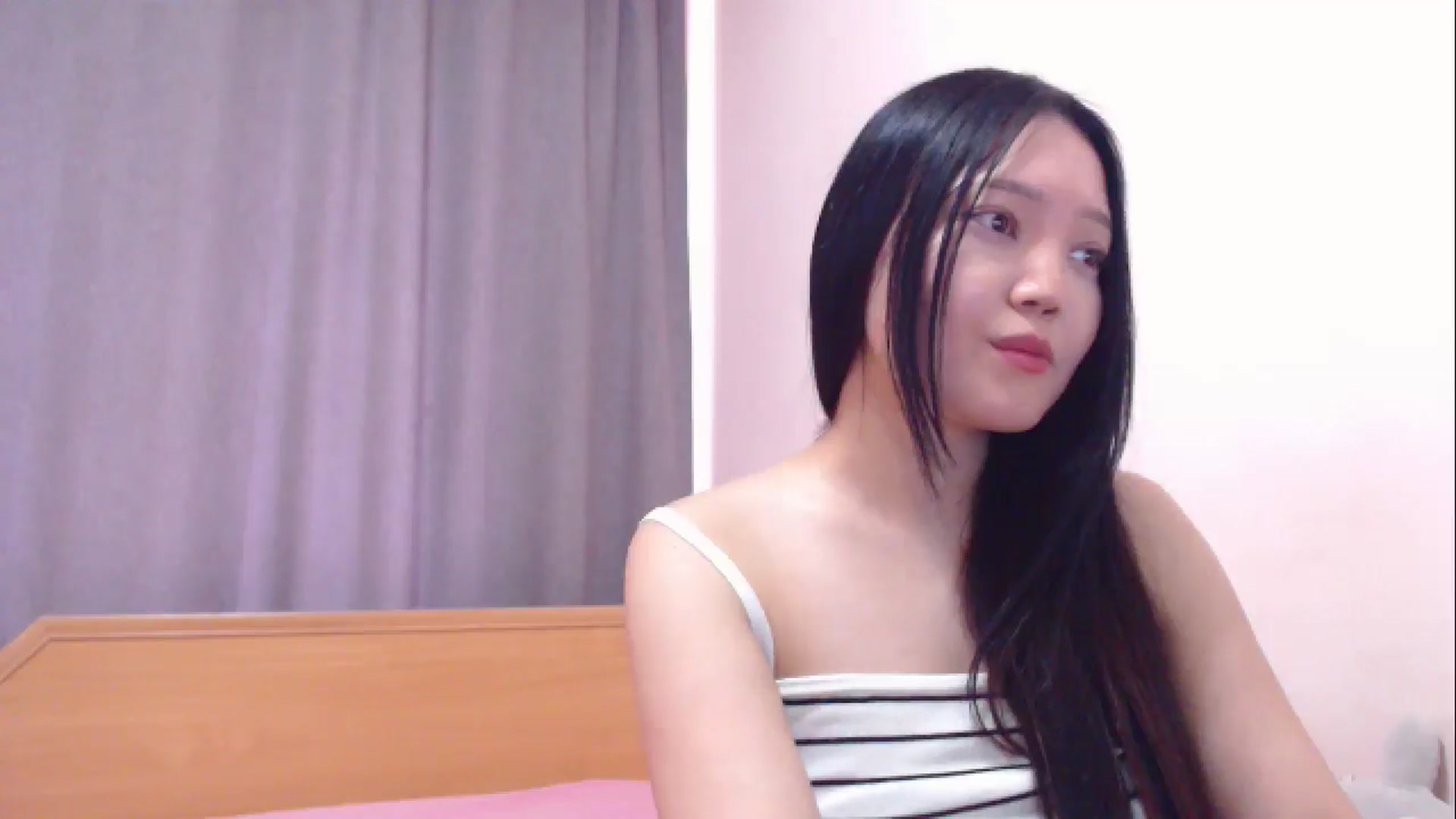 Gallery image thumbnail from lolaaasaur's myfreecams stream on, 06/03/2025, 05:53 image 3 of 20