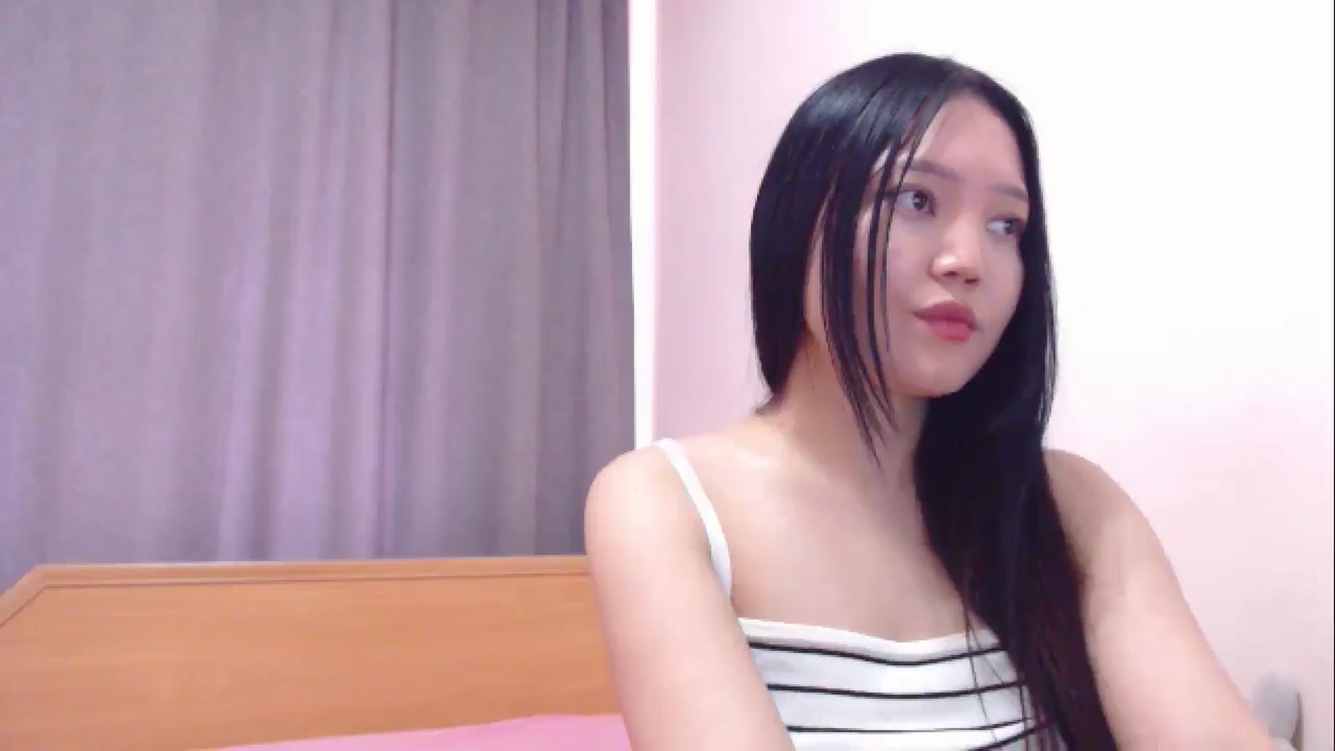 Gallery image thumbnail from lolaaasaur's myfreecams stream on, 06/03/2025, 05:53 image 13 of 20