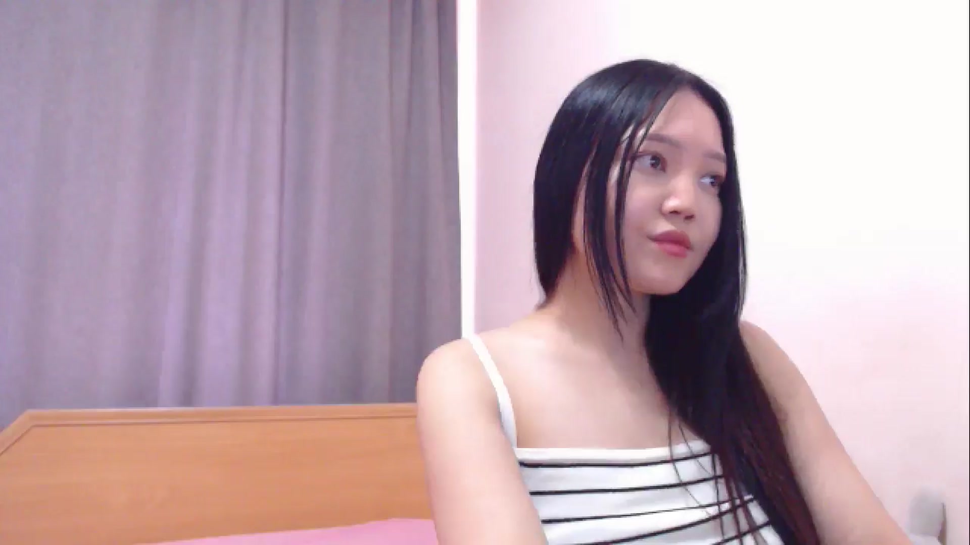 Gallery image thumbnail from lolaaasaur's myfreecams stream on, 06/03/2025, 05:53 image 11 of 20