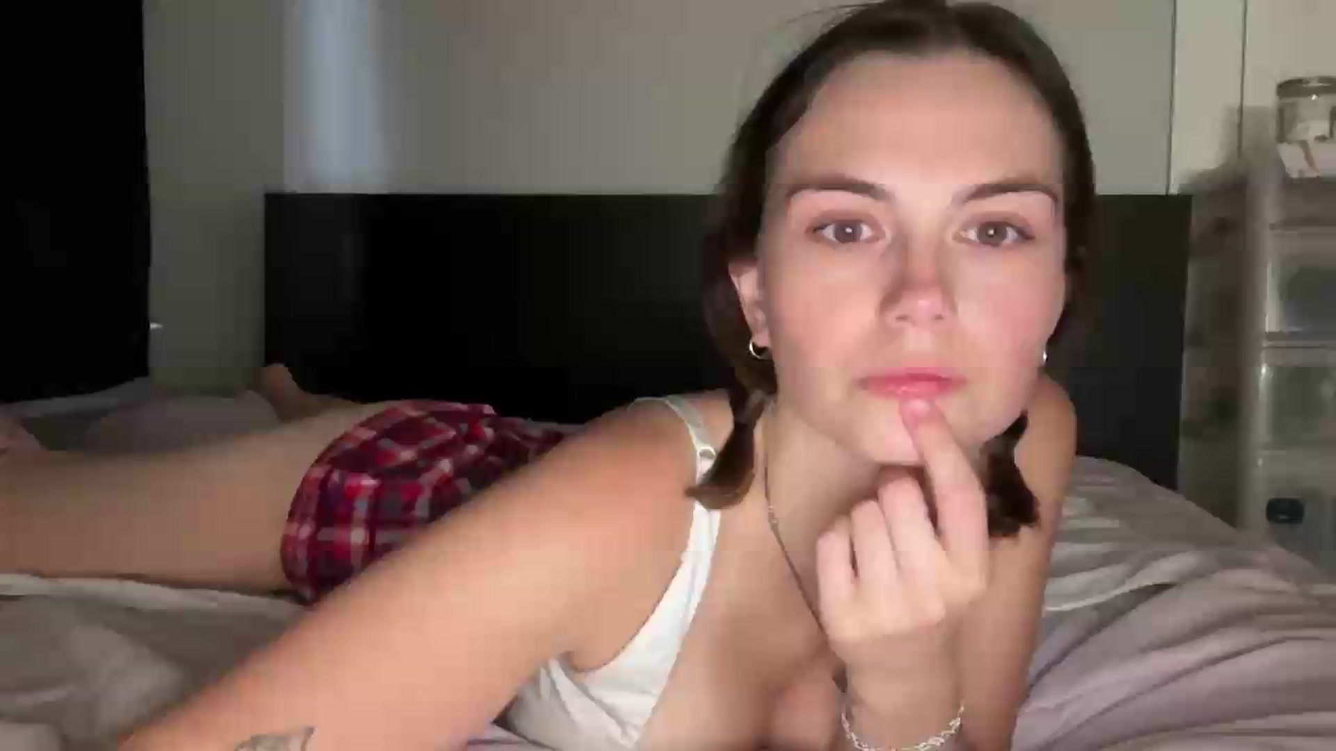 Gallery image thumbnail from lolalazuli's myfreecams stream on, 07/04/2026, 17:42 image 1 of 20