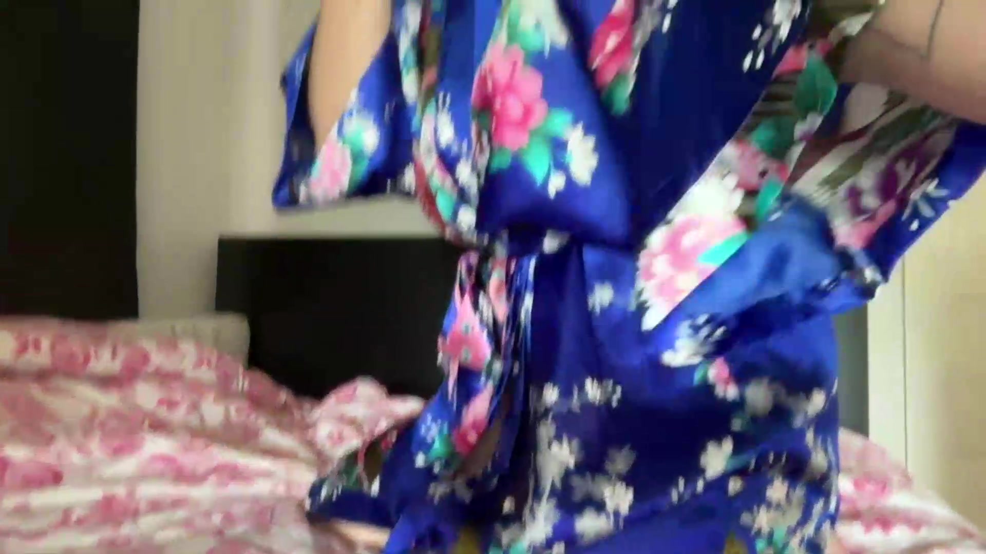 Gallery image thumbnail from lolalazuli's myfreecams stream on, 08/21/2026, 16:33 image 11 of 20