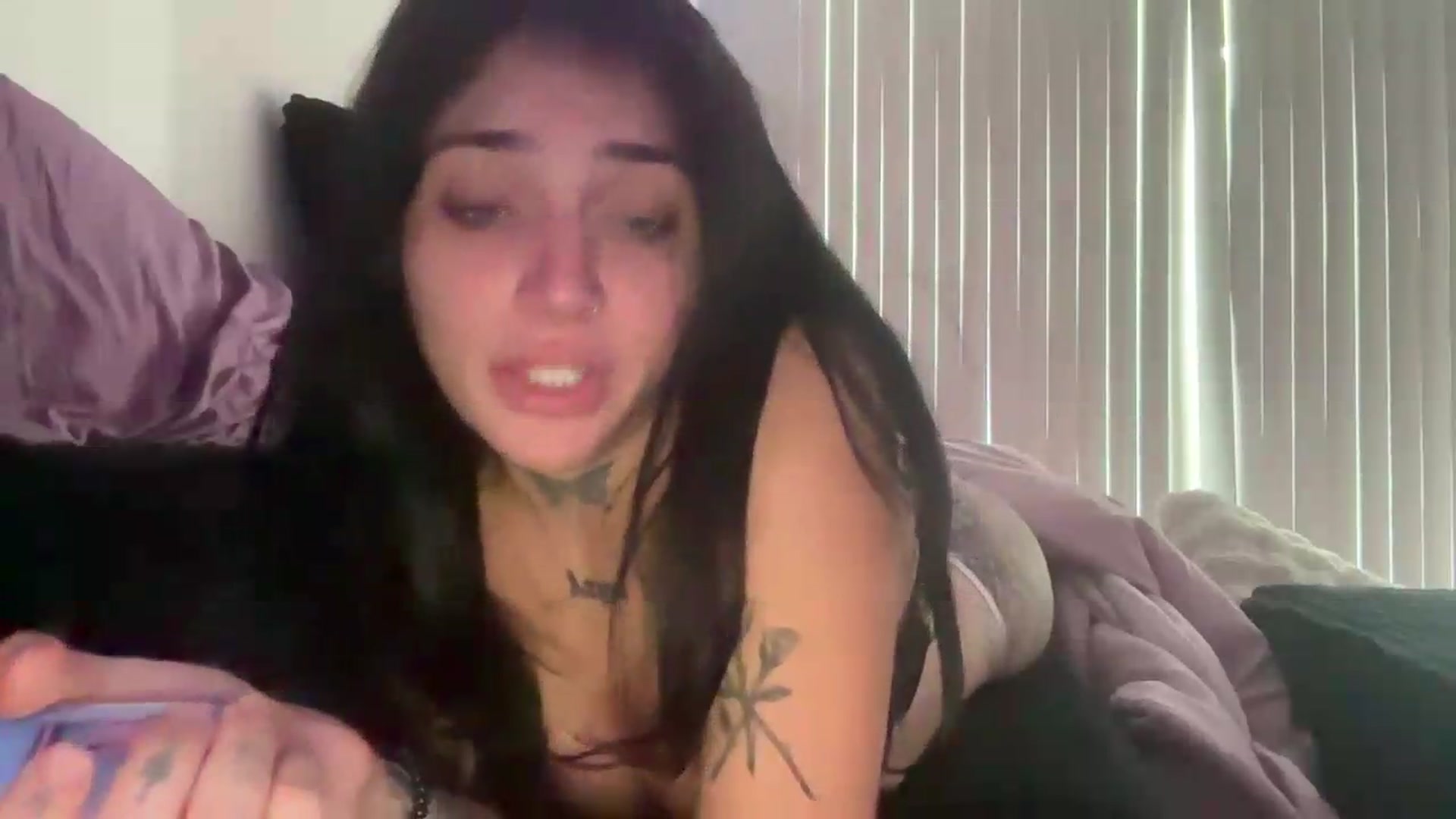 Gallery image thumbnail from lolalovezzxo's myfreecams stream on, 07/28/2026, 15:16 image 14 of 20