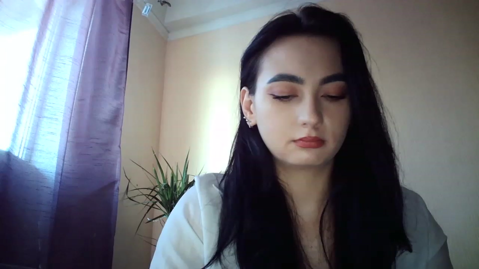 Gallery image thumbnail from lolly_hollyy's myfreecams stream on, 12/01/2022, 11:38 image 19 of 20