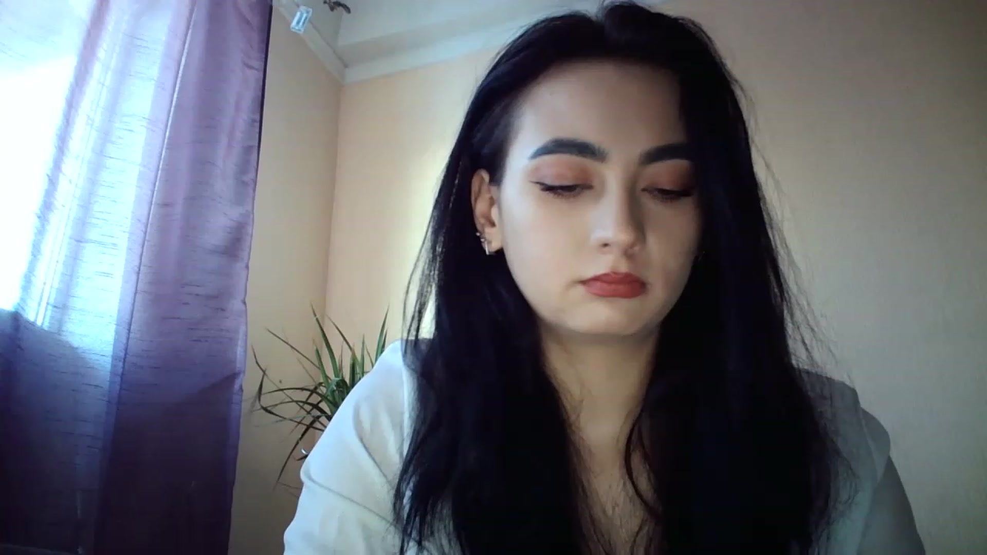 Gallery image thumbnail from lolly_hollyy's myfreecams stream on, 12/01/2022, 11:38 image 14 of 20