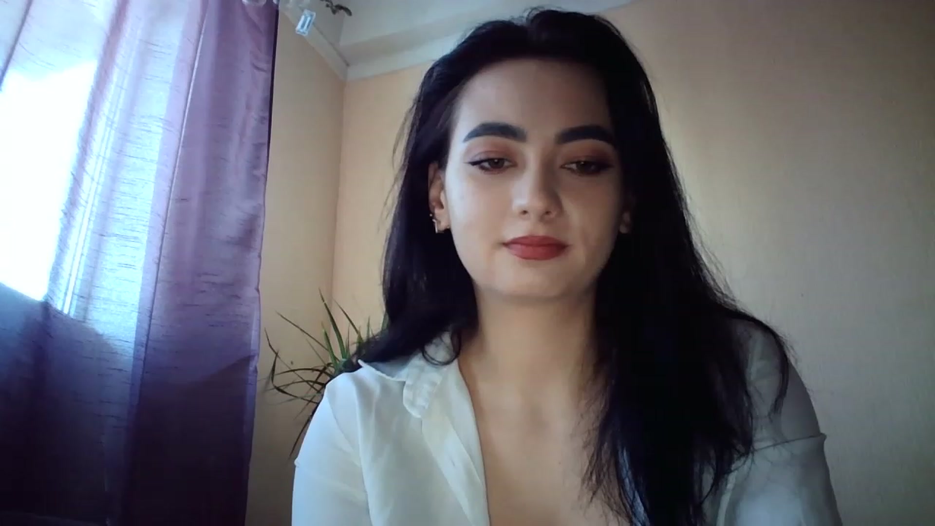 Gallery image thumbnail from lolly_hollyy's myfreecams stream on, 12/01/2022, 11:38 image 8 of 20