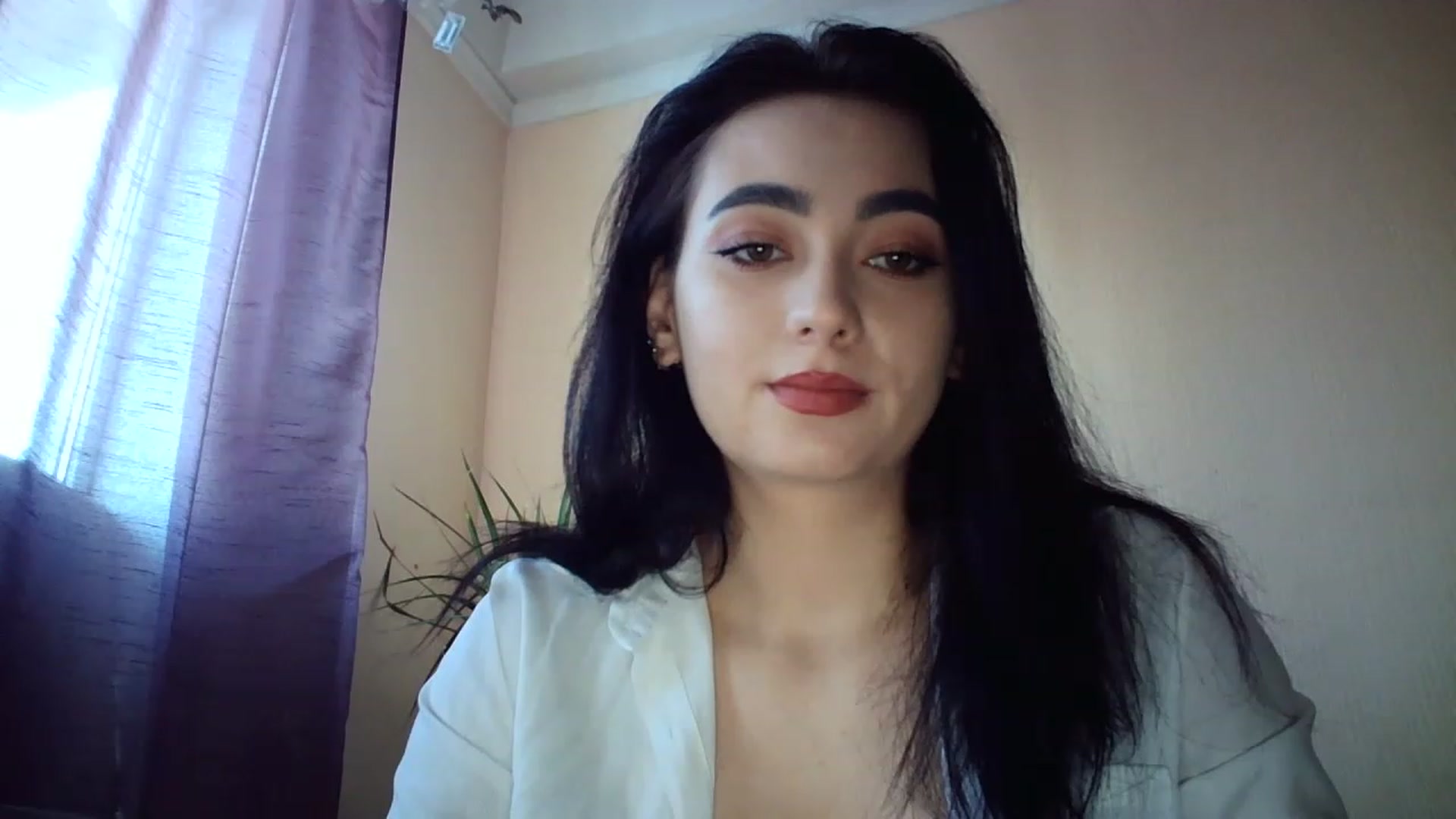 Gallery image thumbnail from lolly_hollyy's myfreecams stream on, 12/01/2022, 11:38 image 9 of 20