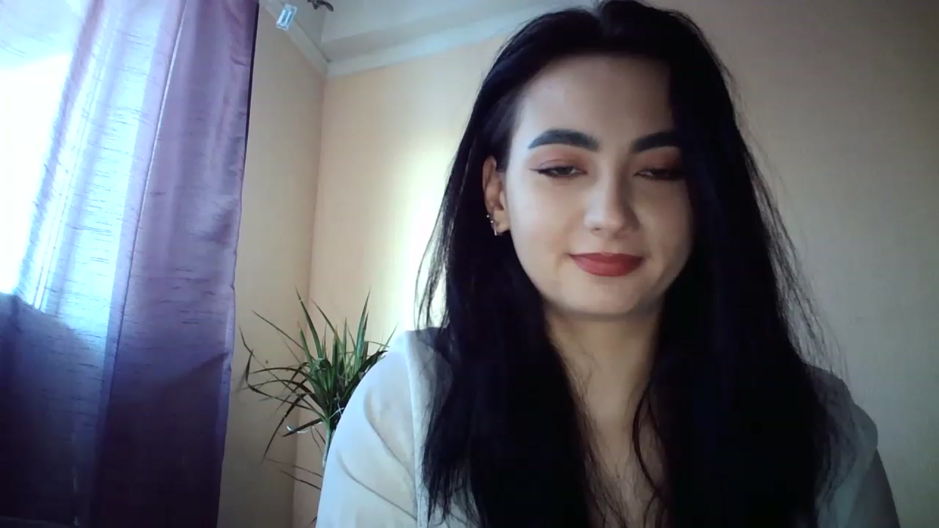 Gallery image thumbnail from lolly_hollyy's myfreecams stream on, 12/01/2022, 11:38 image 15 of 20