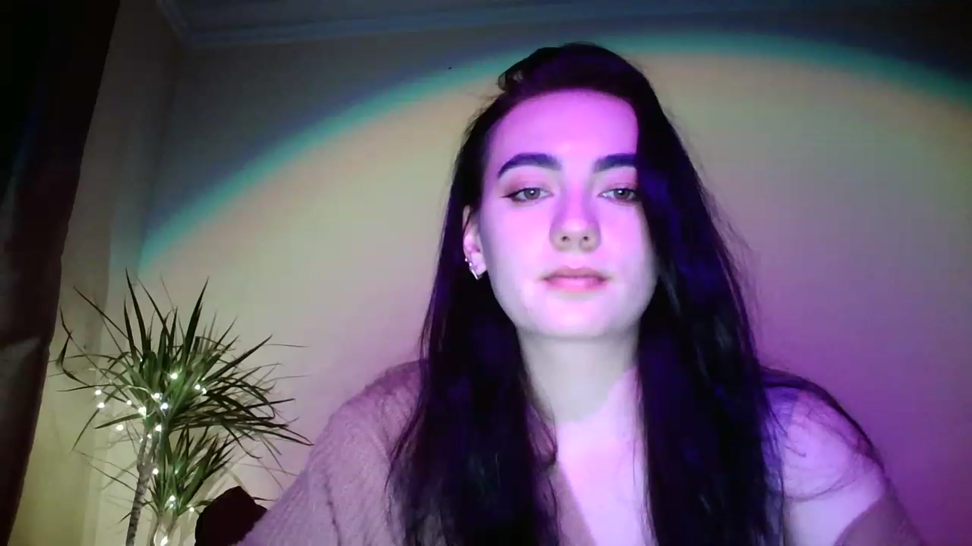 Gallery image thumbnail from lolly_hollyy's myfreecams stream on, 12/01/2022, 16:18 image 6 of 20
