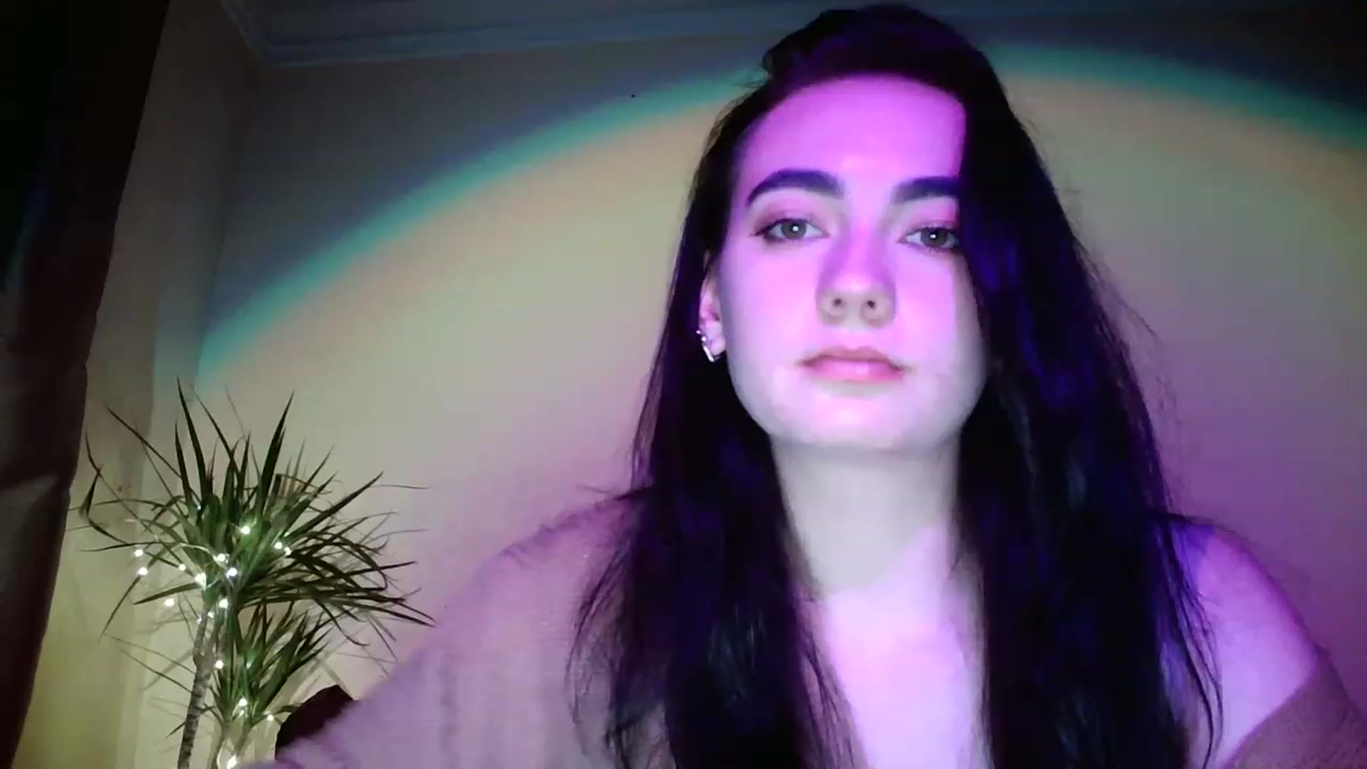 Gallery image thumbnail from lolly_hollyy's myfreecams stream on, 12/01/2022, 16:18 image 8 of 20