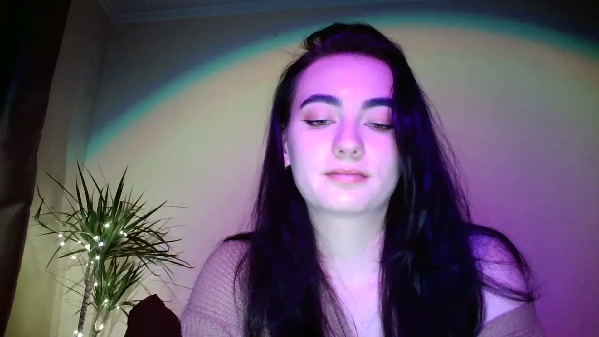 Gallery image thumbnail from lolly_hollyy's myfreecams stream on, 12/01/2022, 16:18 image 16 of 20