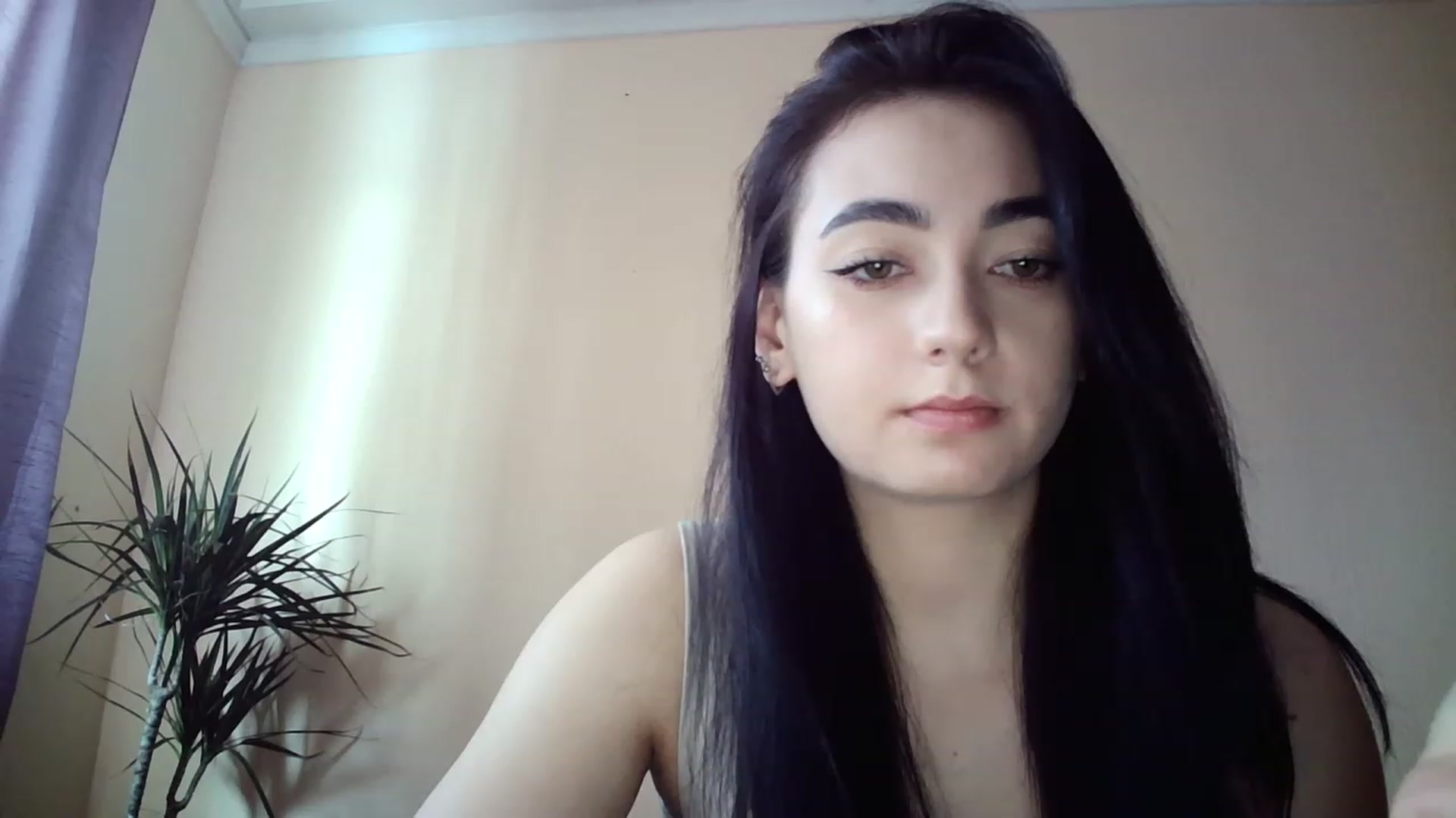 Gallery image thumbnail from lolly_hollyy's myfreecams stream on, 12/02/2022, 09:39 image 13 of 20