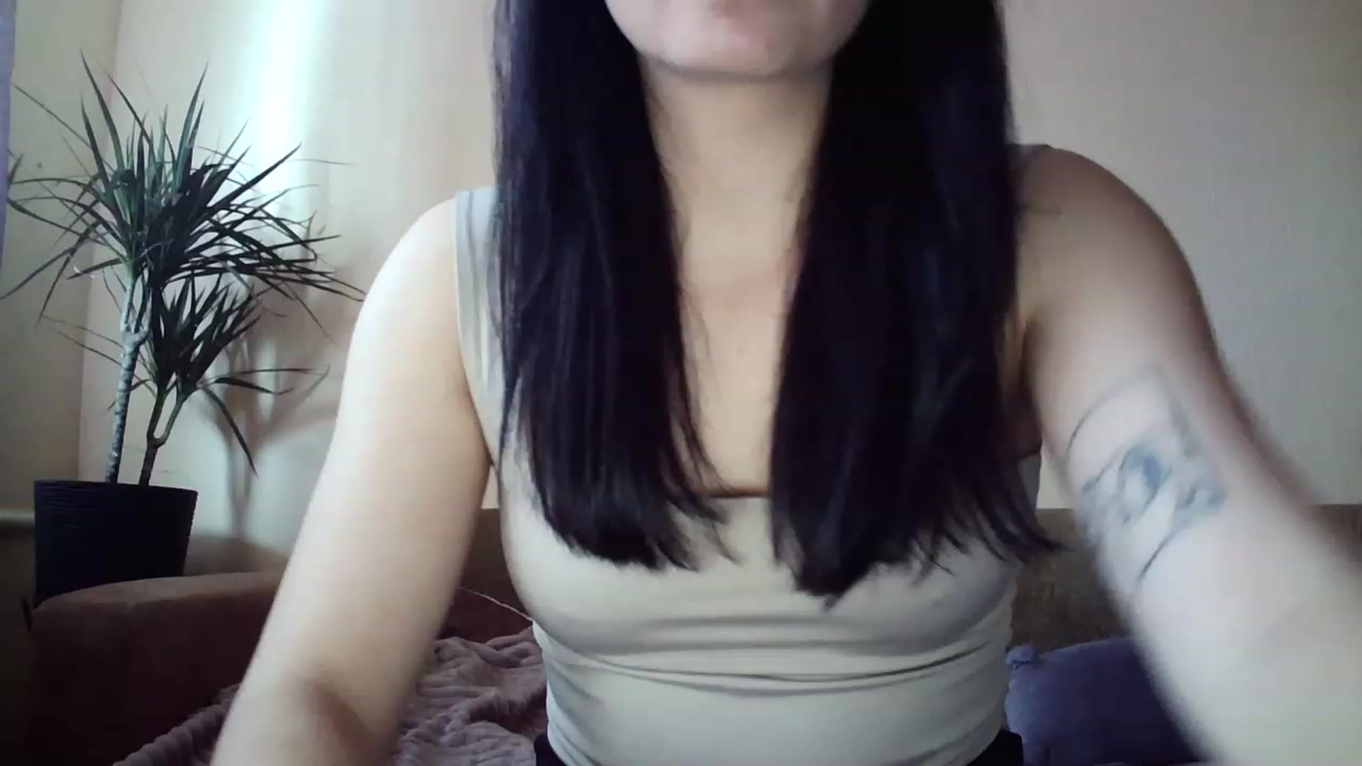 Gallery image thumbnail from lolly_hollyy's myfreecams stream on, 12/02/2022, 09:39 image 9 of 20