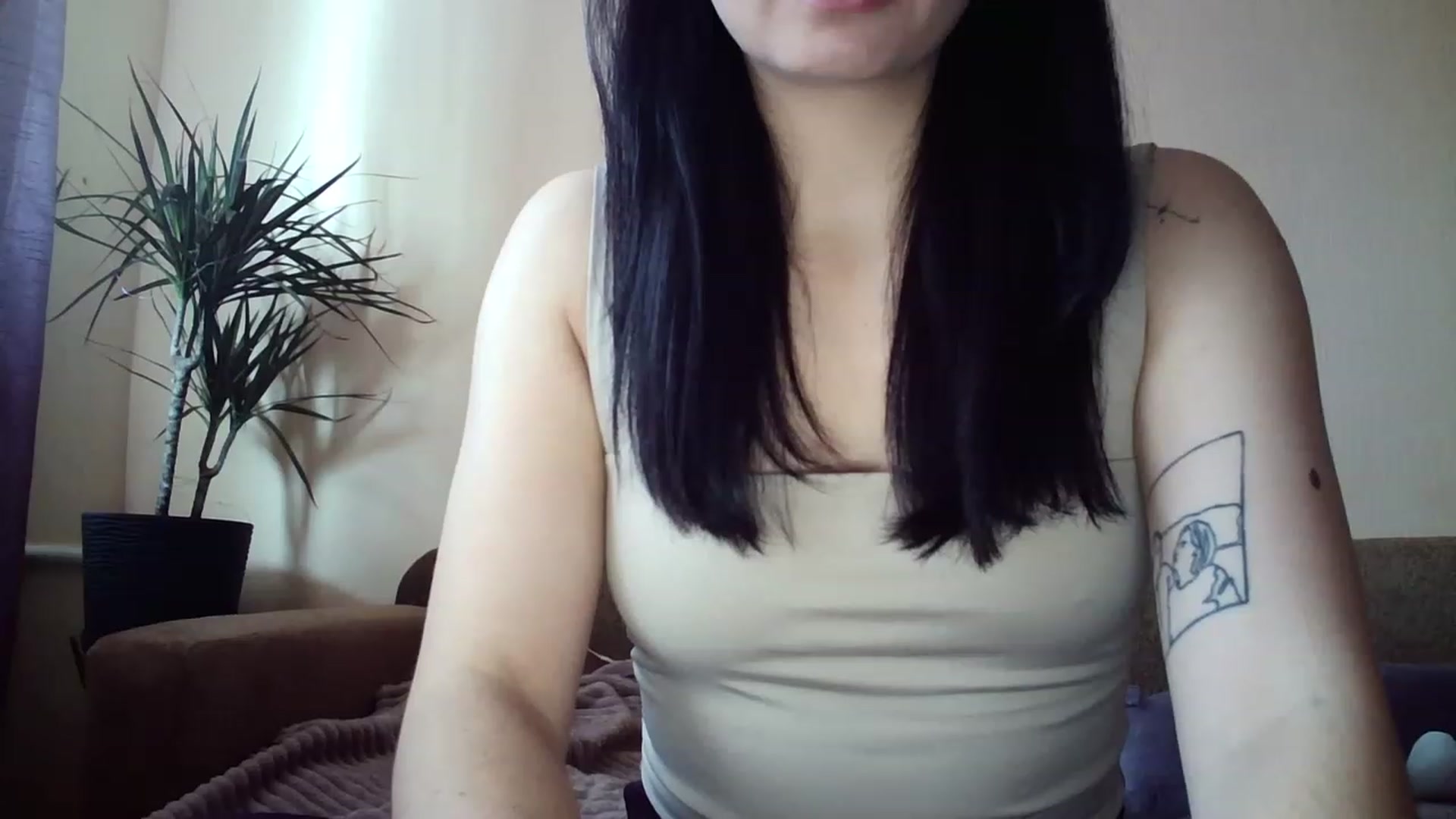 Gallery image thumbnail from lolly_hollyy's myfreecams stream on, 12/02/2022, 09:39 image 3 of 20
