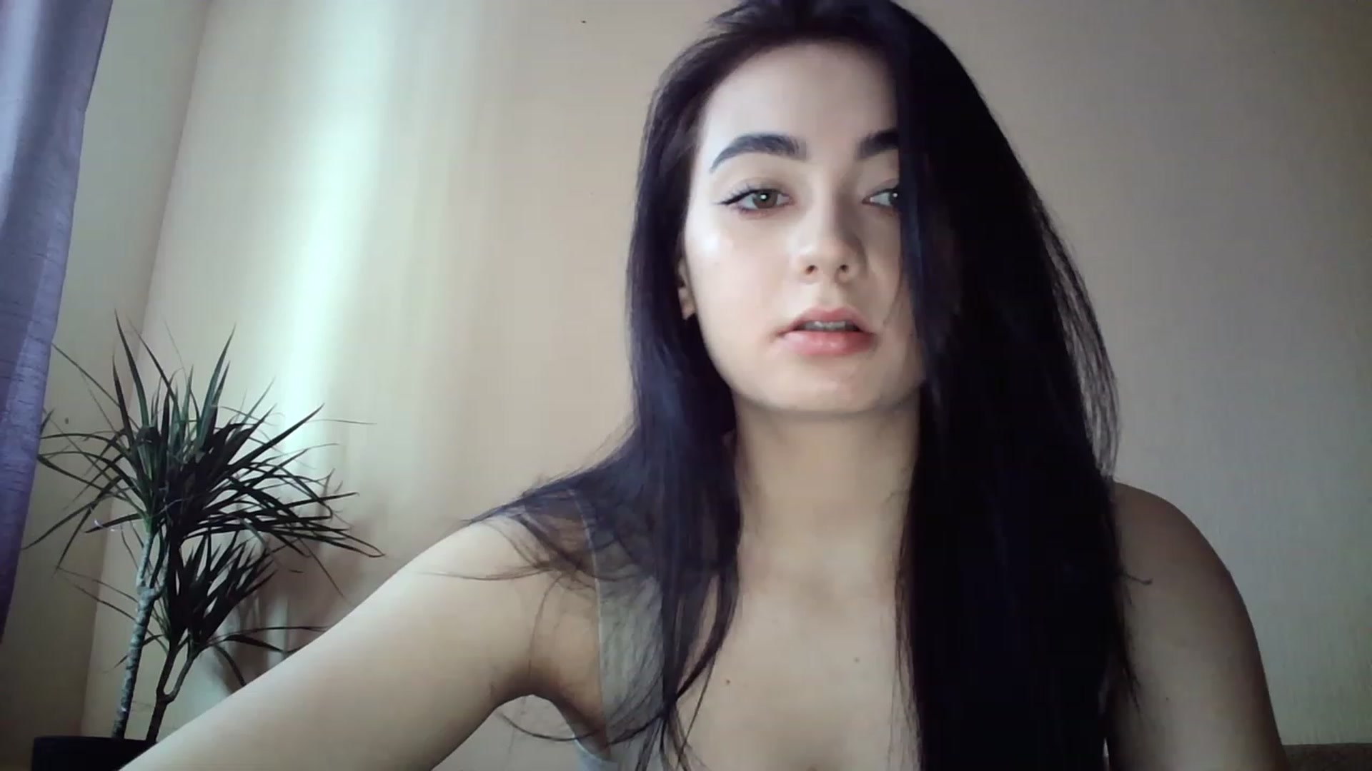 Gallery image thumbnail from lolly_hollyy's myfreecams stream on, 12/02/2022, 10:50 image 1 of 20