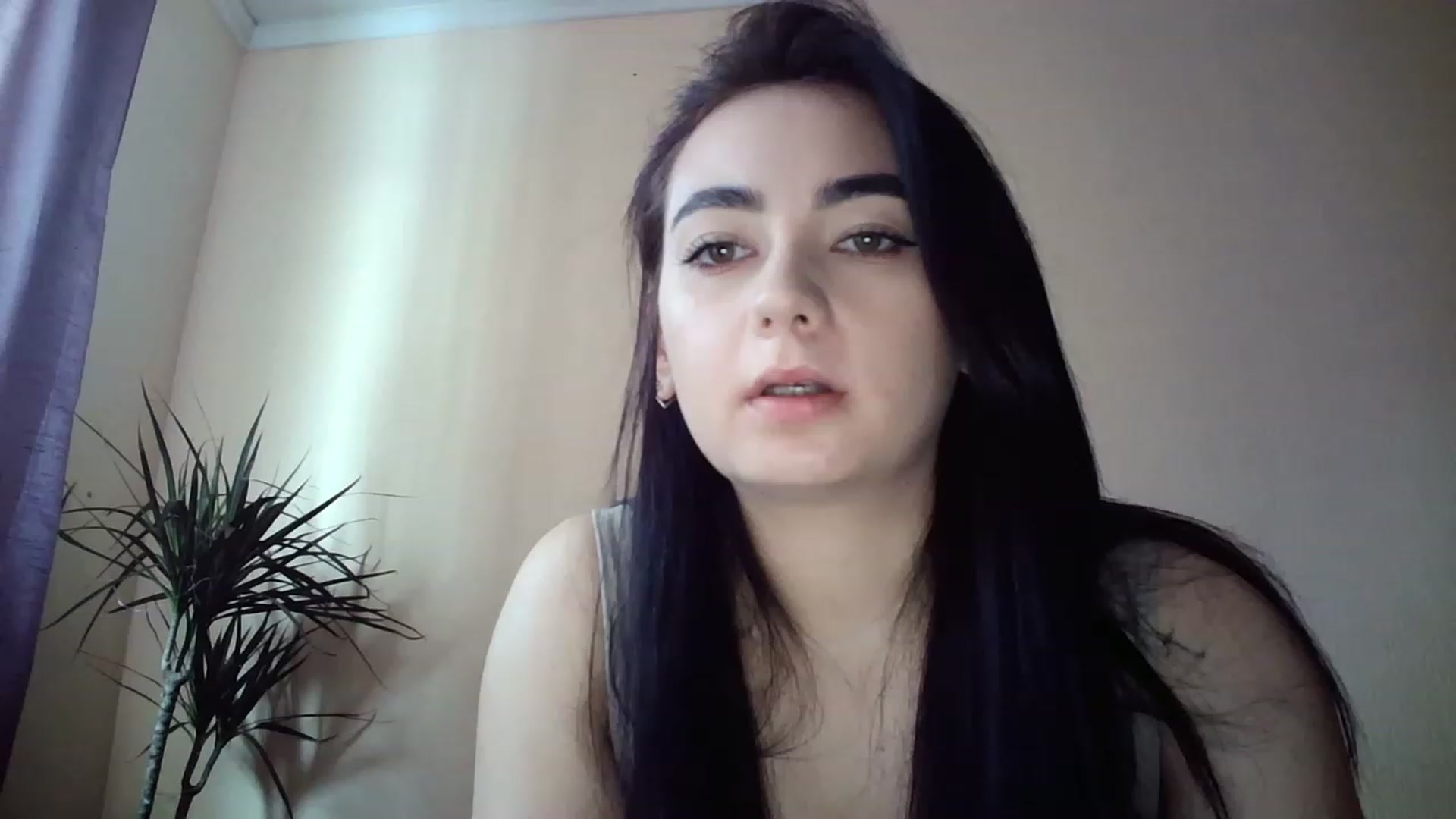 Gallery image thumbnail from lolly_hollyy's myfreecams stream on, 12/02/2022, 10:50 image 11 of 20