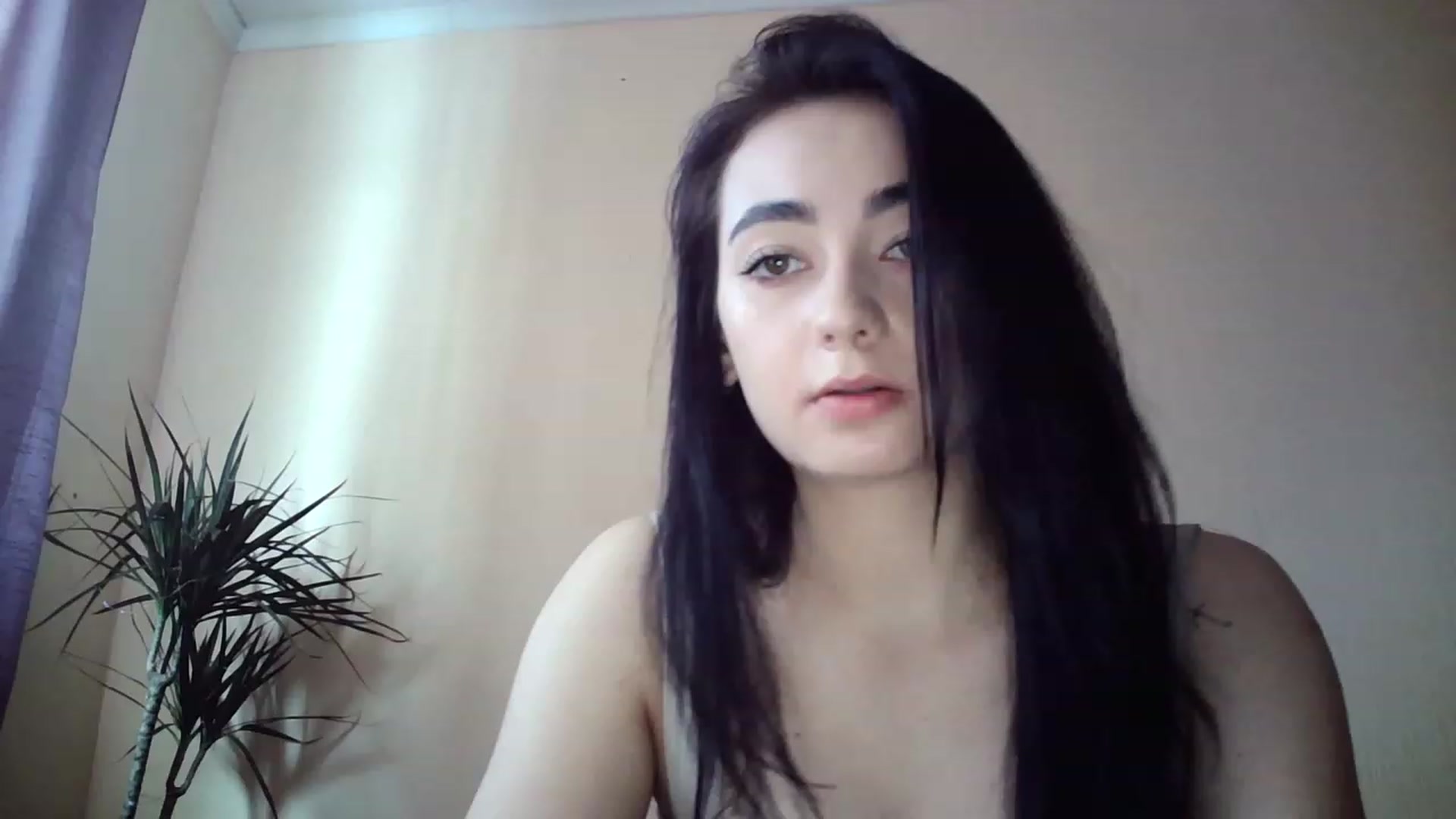 Gallery image thumbnail from lolly_hollyy's myfreecams stream on, 12/02/2022, 10:50 image 5 of 20