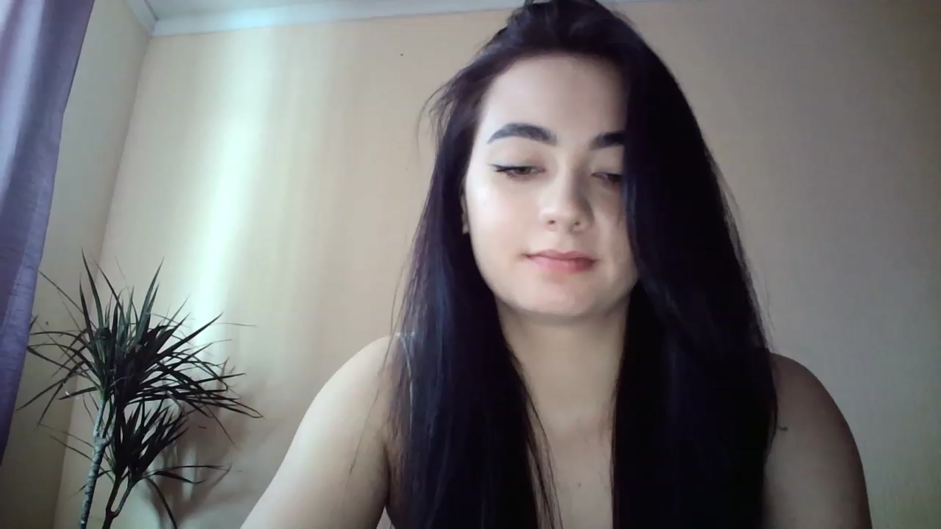 Gallery image thumbnail from lolly_hollyy's myfreecams stream on, 12/02/2022, 10:50 image 3 of 20