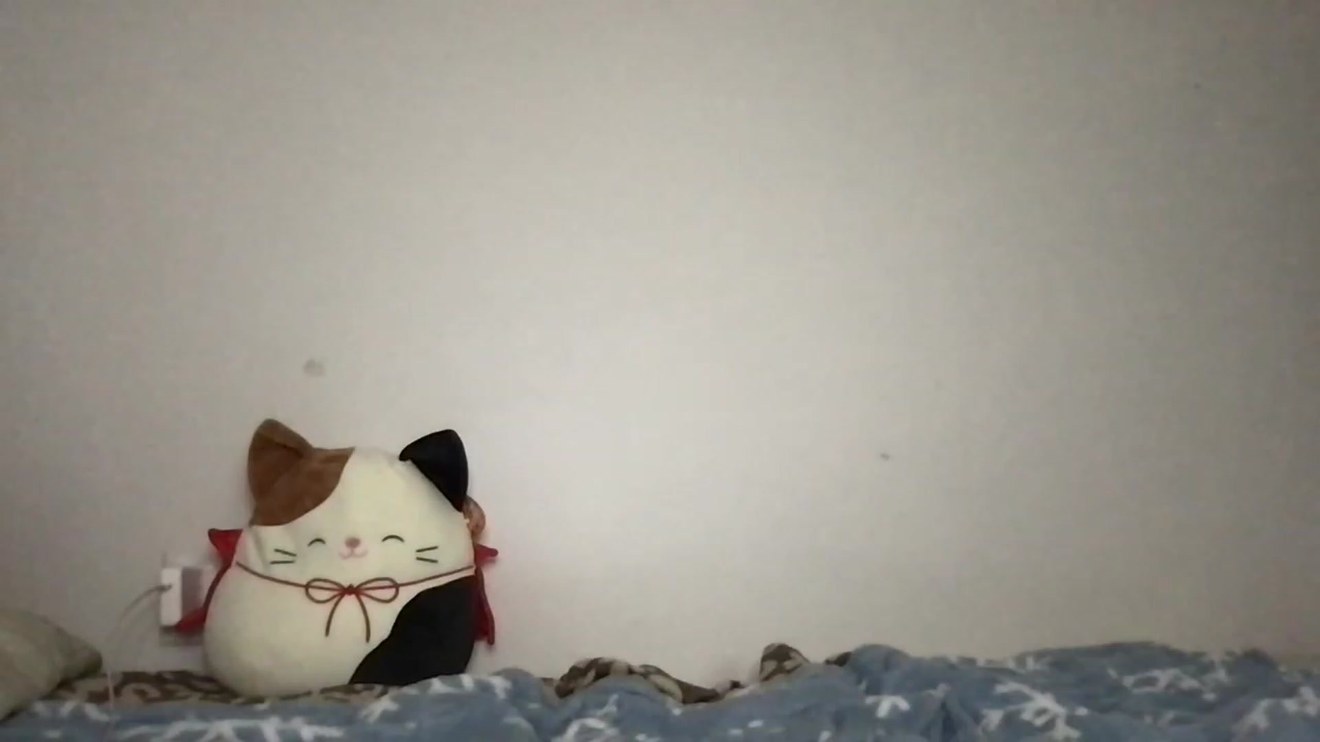 Gallery image thumbnail from lolypopbubble's myfreecams stream on, 12/12/2022, 18:22 image 19 of 20