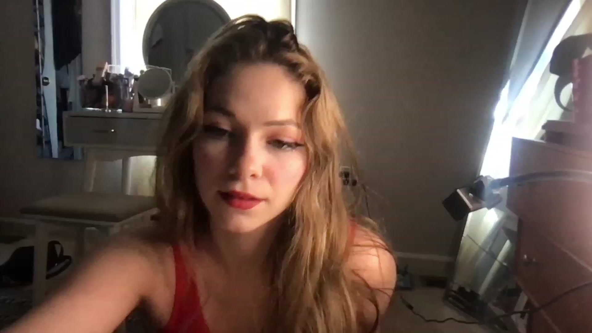 Gallery image thumbnail from lolypopbubble's myfreecams stream on, 01/09/2023, 21:22 image 1 of 20
