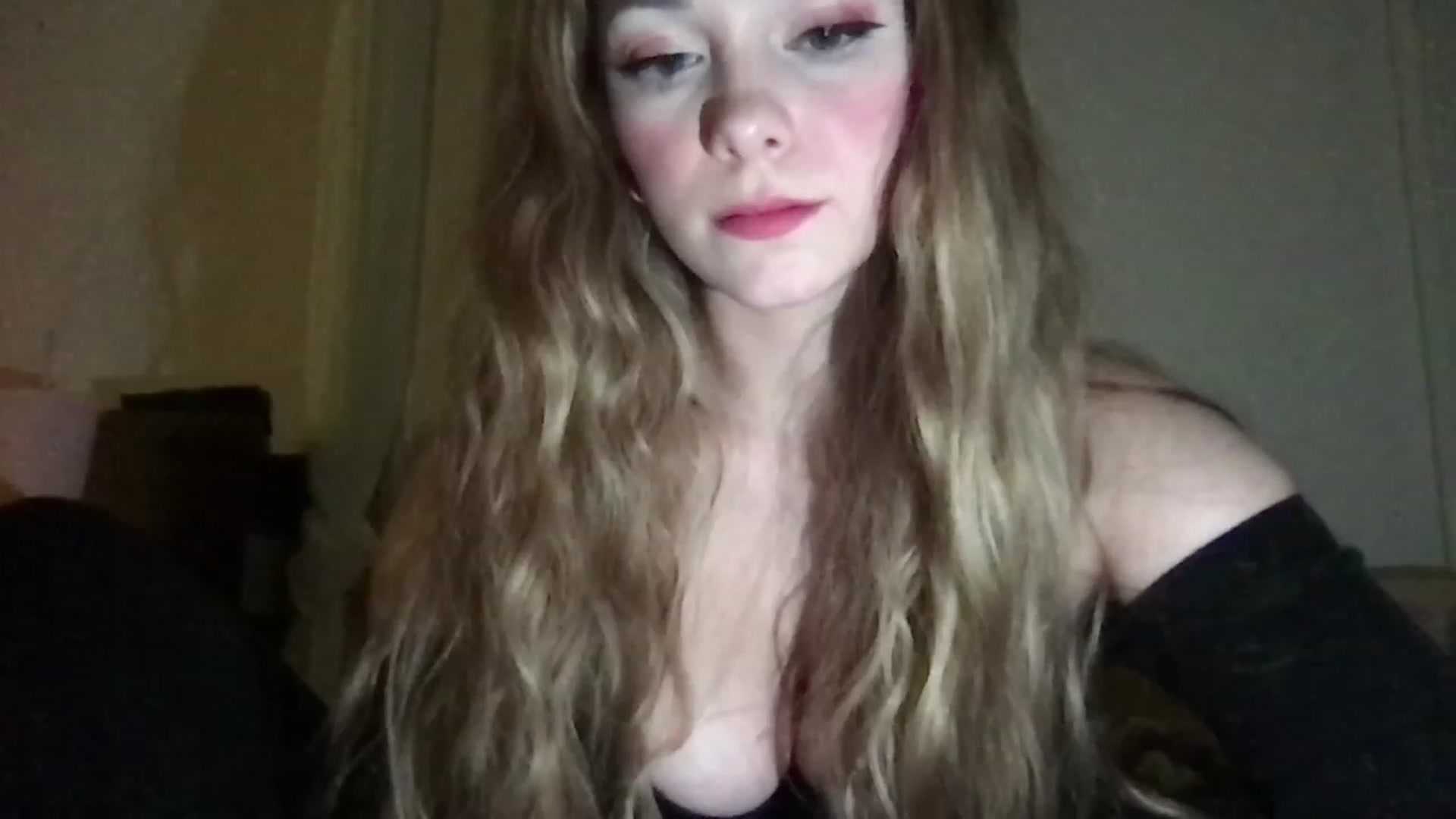 Gallery image thumbnail from lolypopbubble's myfreecams stream on, 01/28/2023, 03:59 image 5 of 20