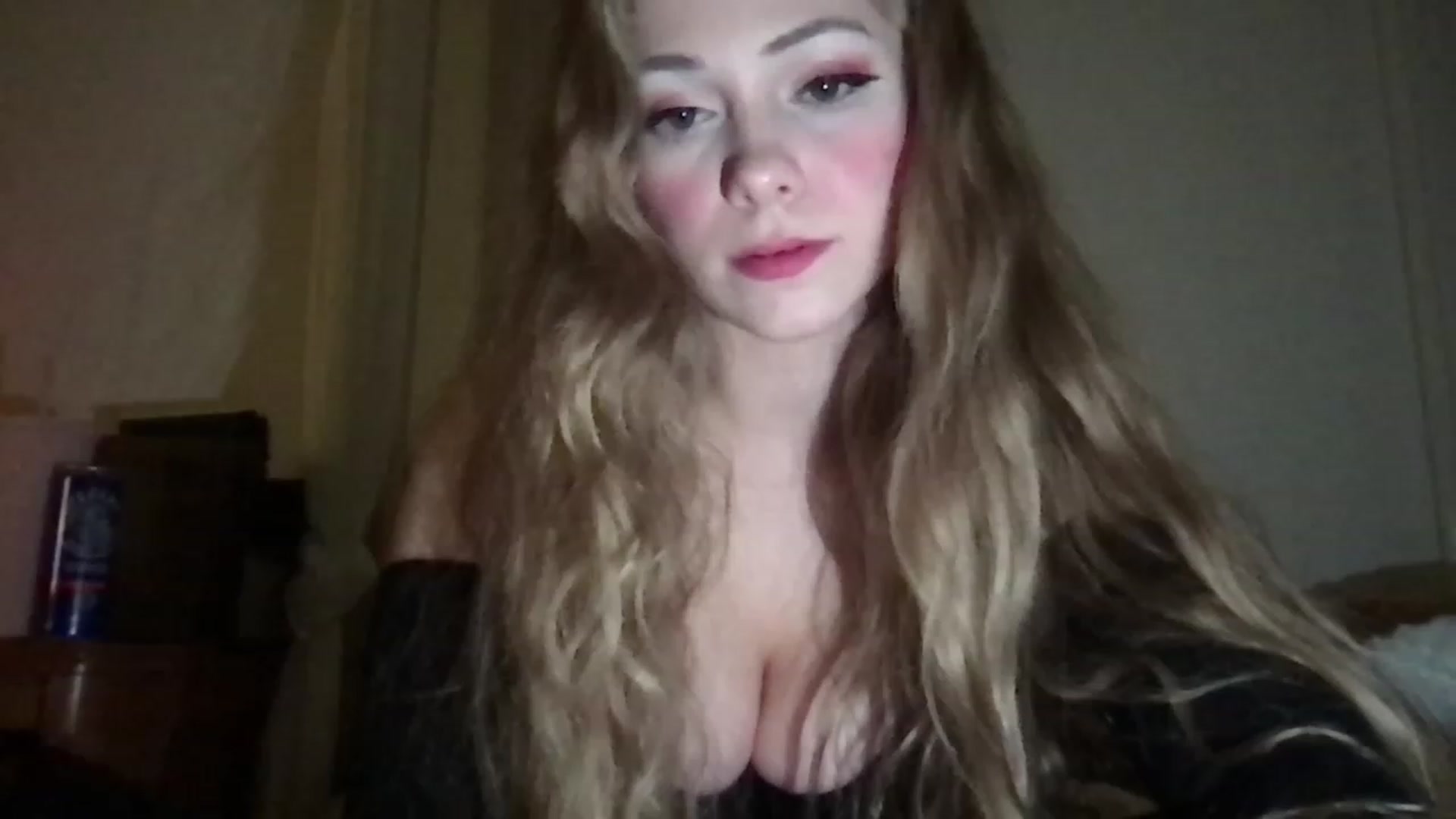 Gallery image thumbnail from lolypopbubble's myfreecams stream on, 01/28/2023, 03:59 image 1 of 20