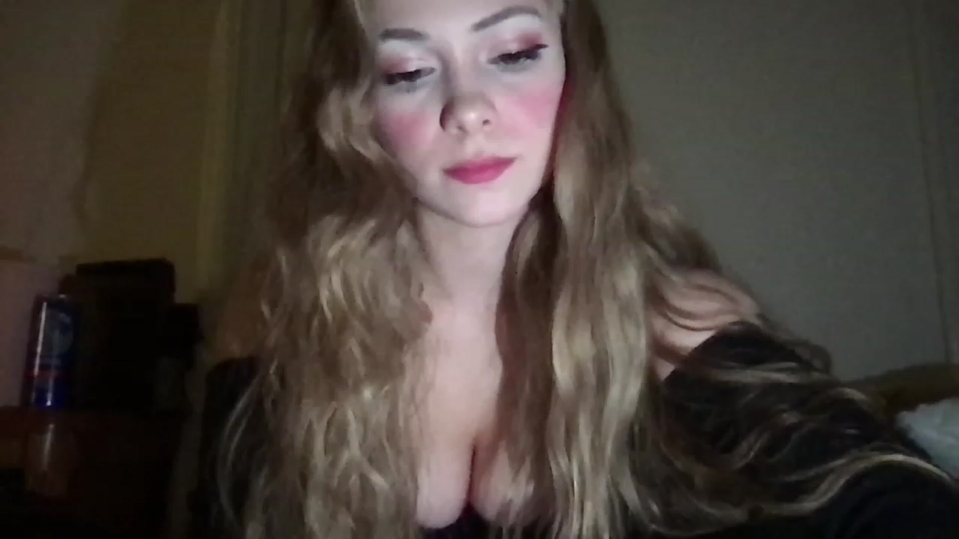 Gallery image thumbnail from lolypopbubble's myfreecams stream on, 01/28/2023, 03:59 image 2 of 20