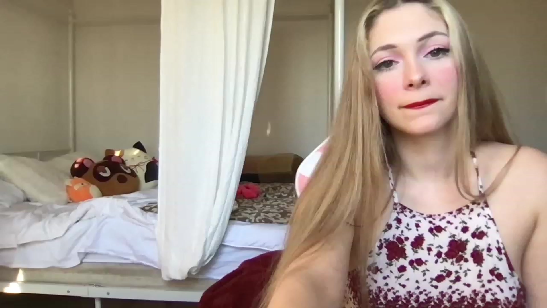 Gallery image thumbnail from lolypopbubble's myfreecams stream on, 02/10/2023, 21:08 image 8 of 20