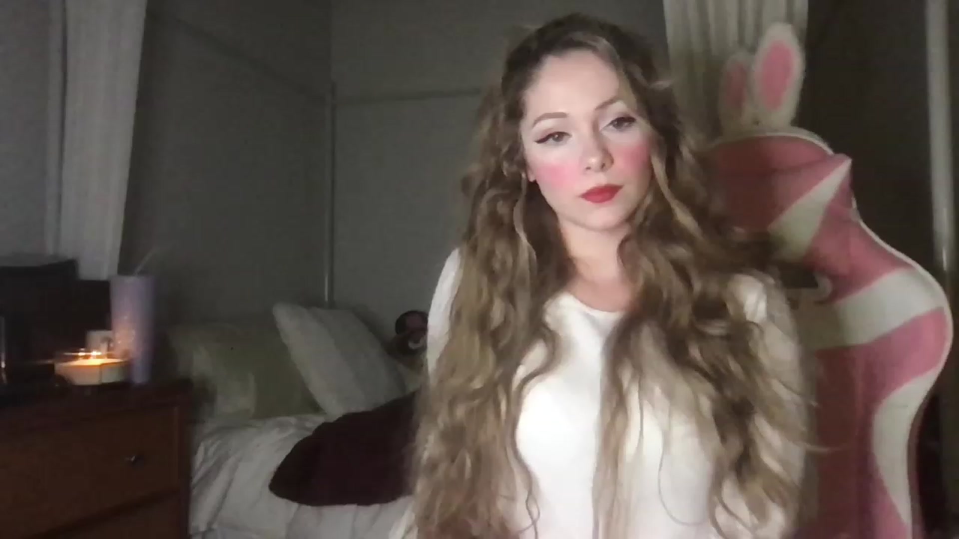 Gallery image thumbnail from lolypopbubble's myfreecams stream on, 02/26/2023, 24:56 image 1 of 20